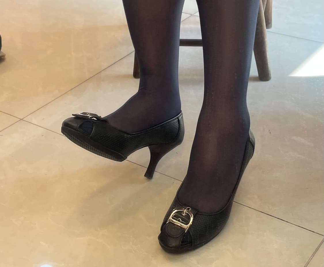 [정품] Christian Dior 오픈토 펌프스 가우초 D버클 225~ 상품이미지3