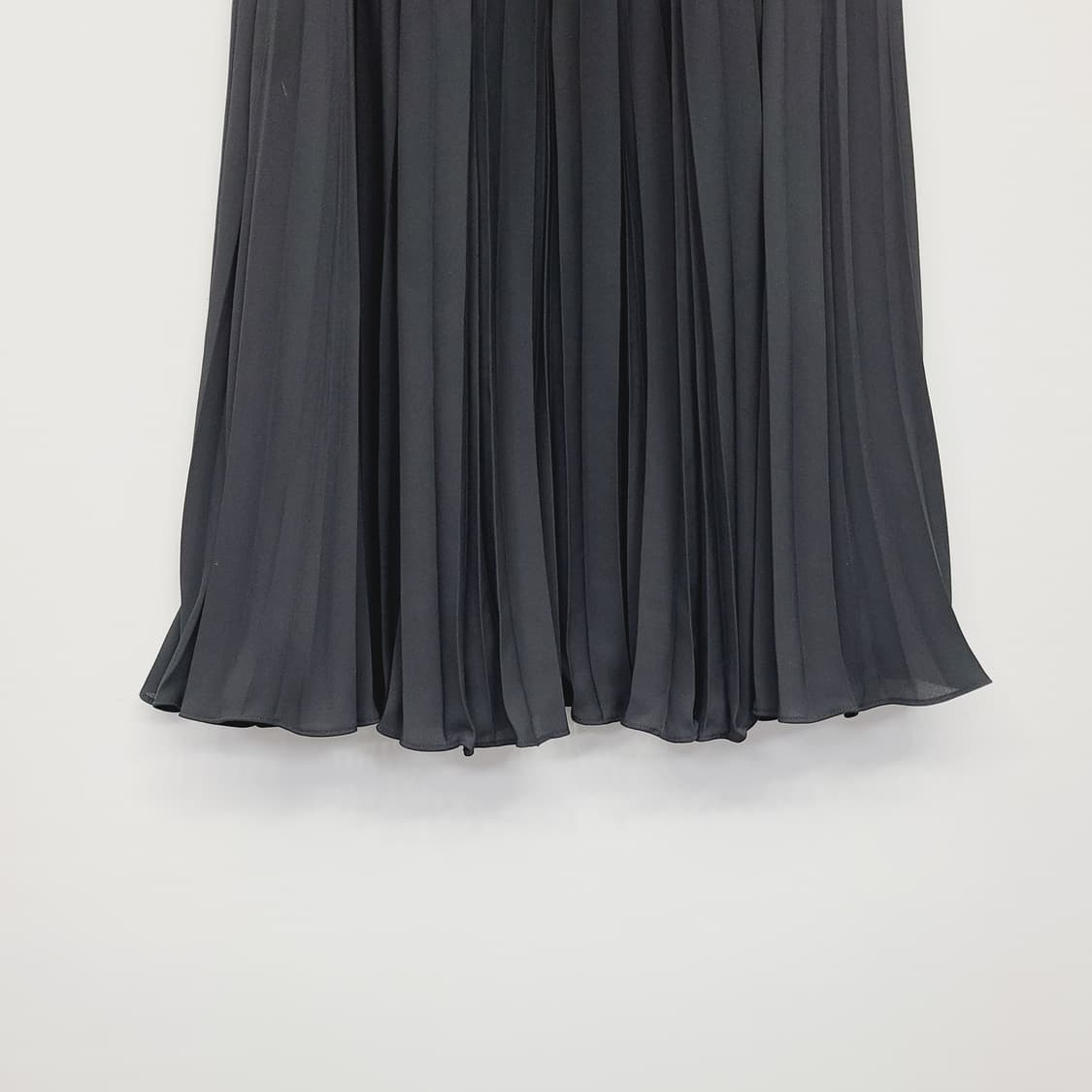 [정품] 폴로 랄프로렌 여성 플리츠 롱 스커트 (블랙) 상품이미지4