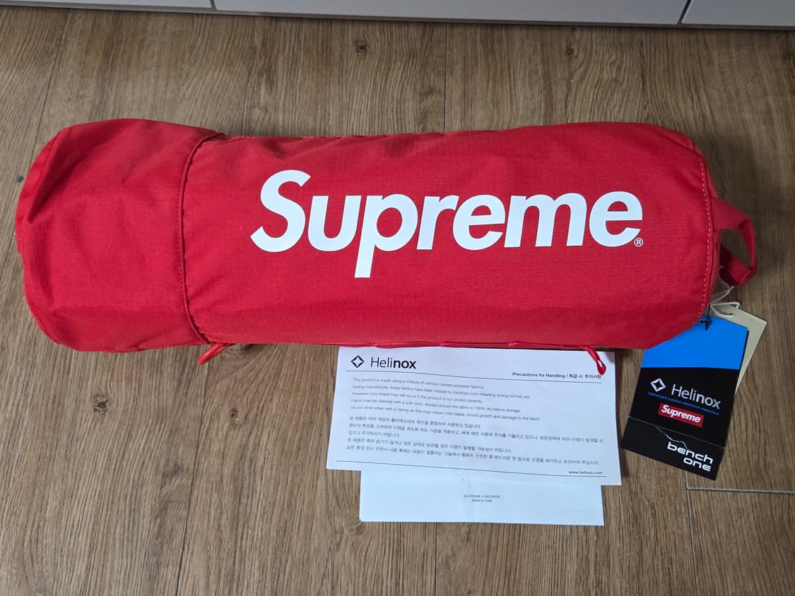 슈프림x헬리녹스 벤치 원 레드 상품이미지7