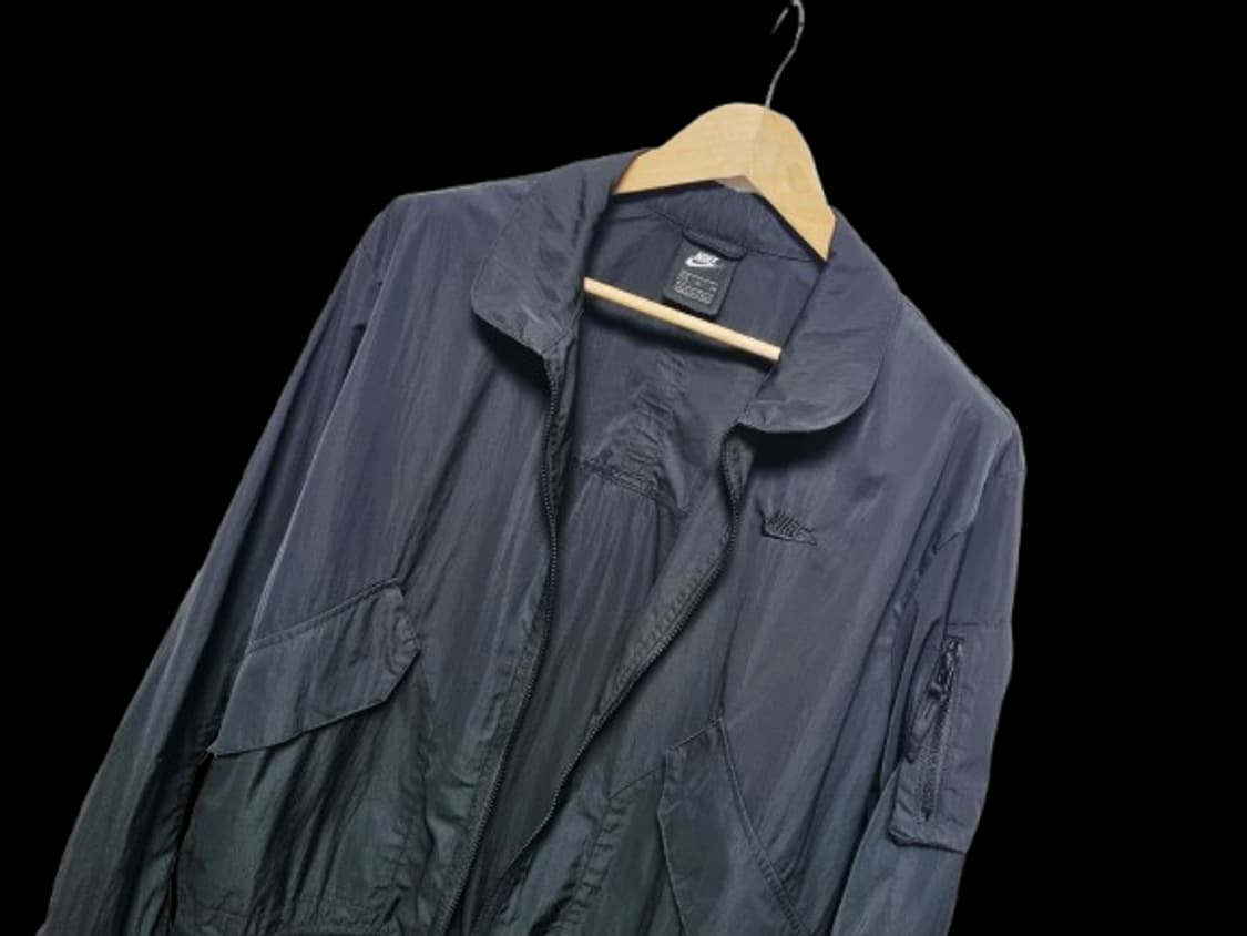 남성 정가15만 나이키 블랙 검정 우븐 경량 봄버 자켓 바람막이 상품이미지1