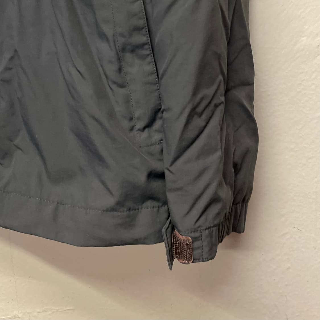 노스페이스 중앙지퍼 그레이 바람막이 자켓 상품이미지4