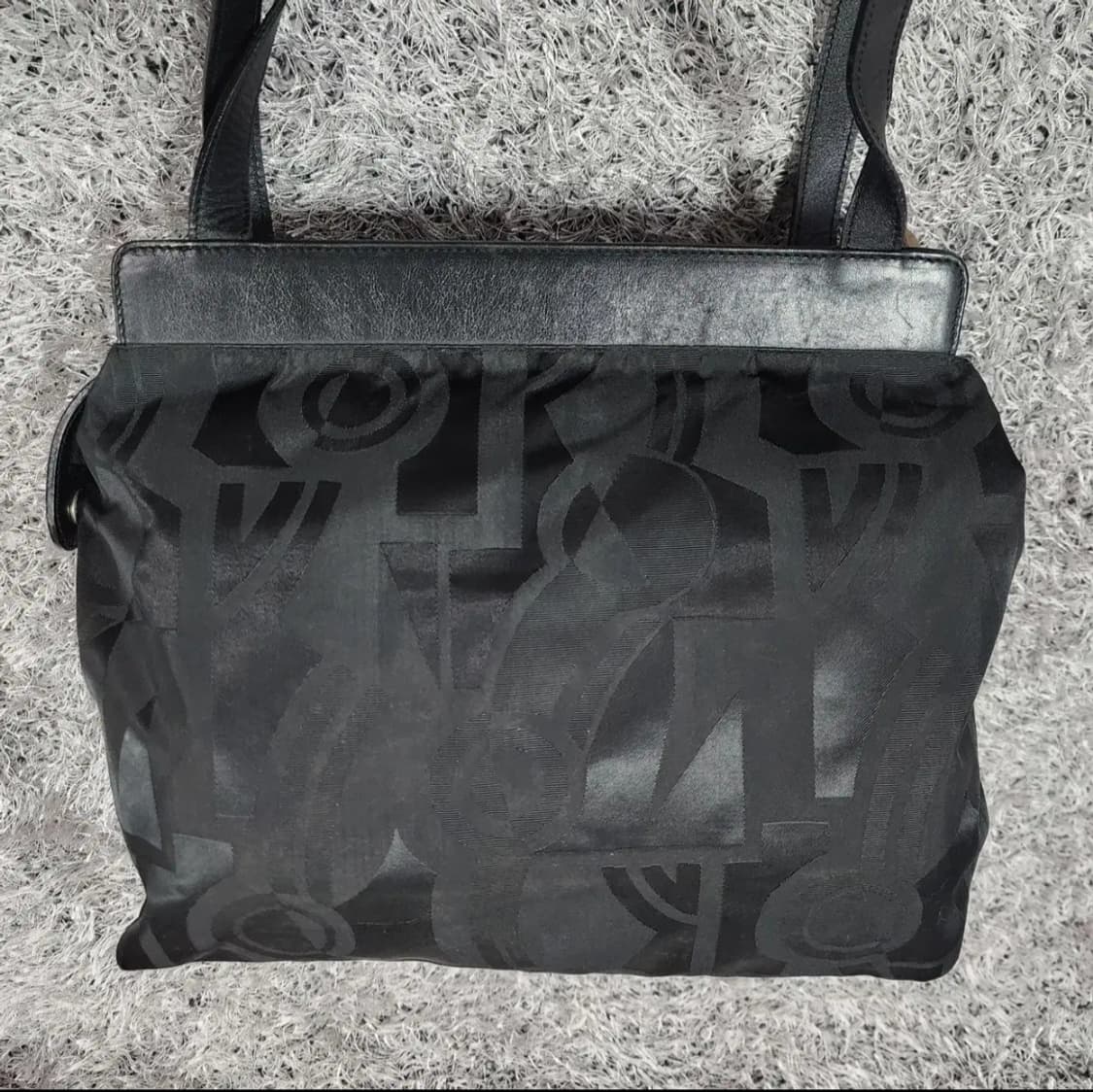 페라가모 나일론 숄더백 상품이미지3