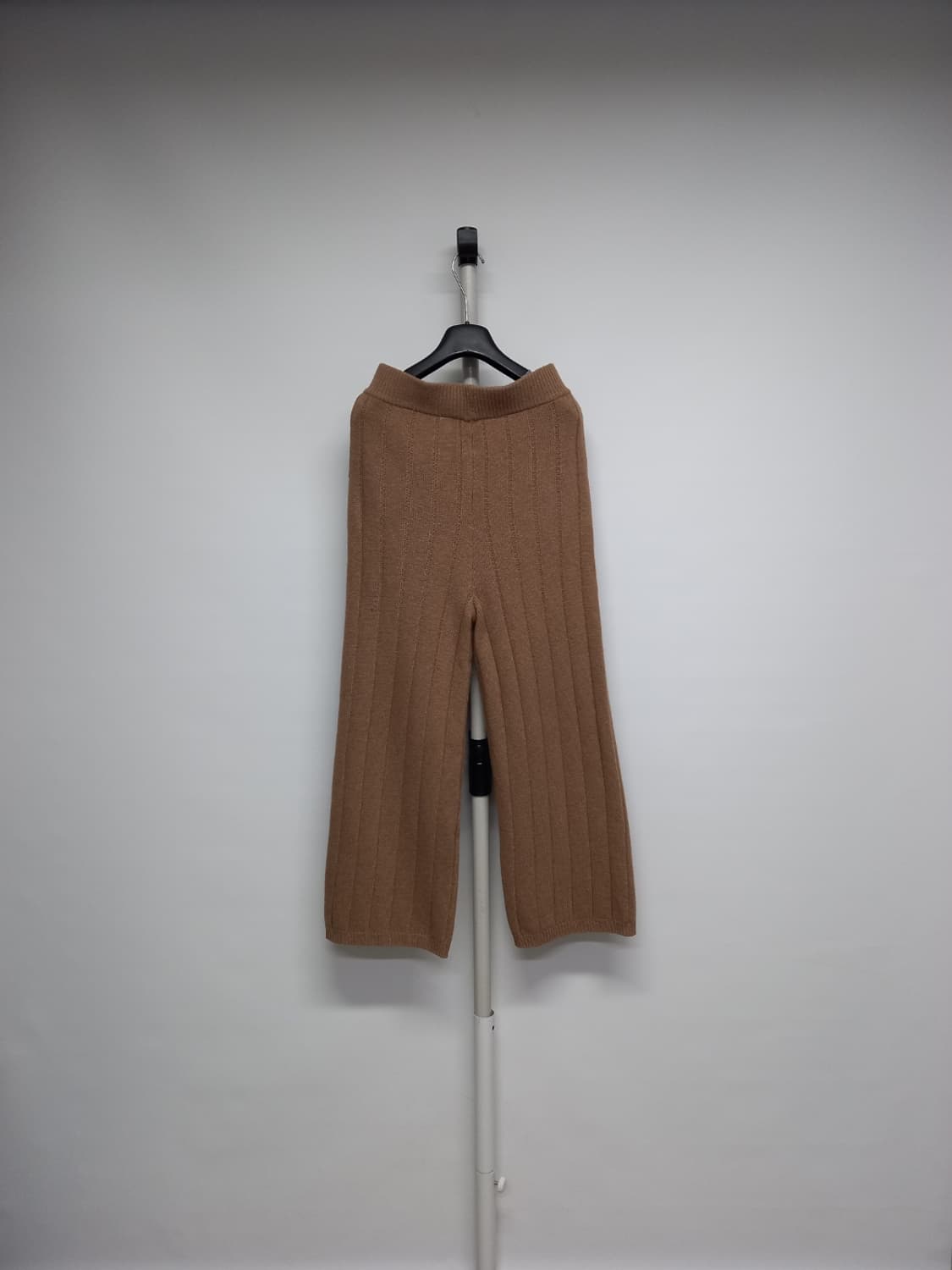 새 돌체비타 춘추동 캐시미어블랜 일자통핏 니트팬츠 F 상품이미지2