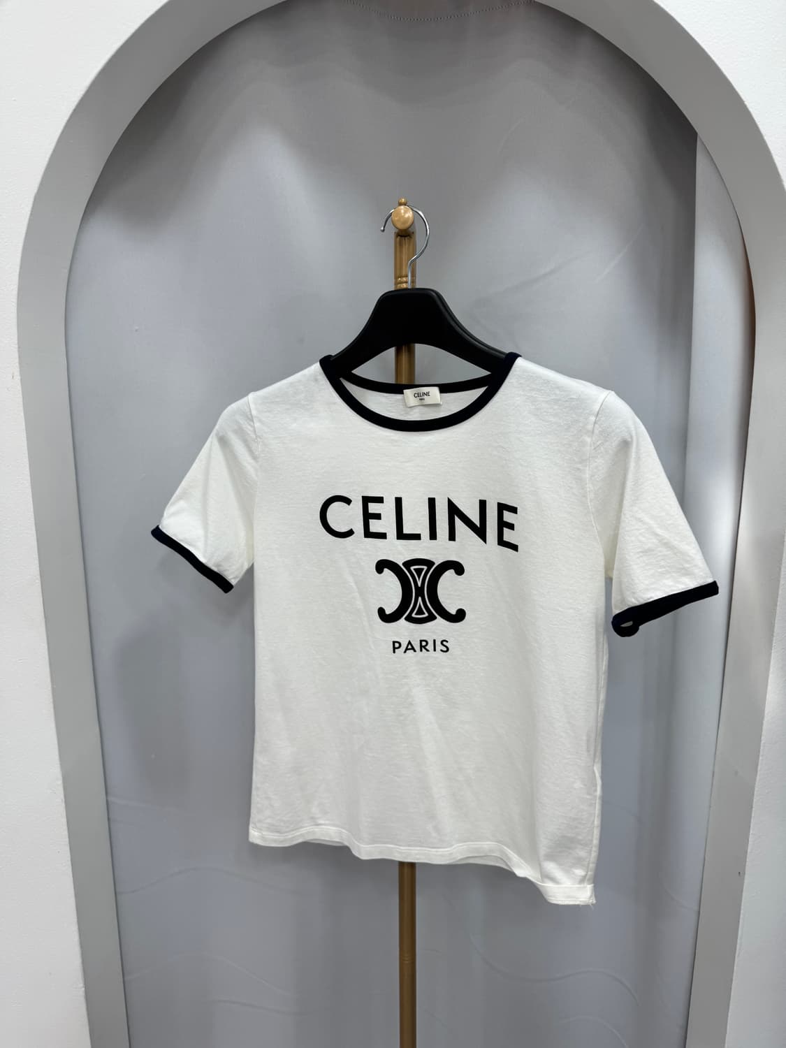 셀린느 트리오페 로고 반팔티 XS  상품이미지1