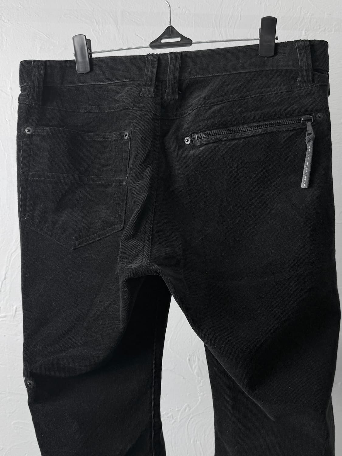 캐서린 햄넷 런던 코듀로이 지퍼 팬츠 상품이미지6