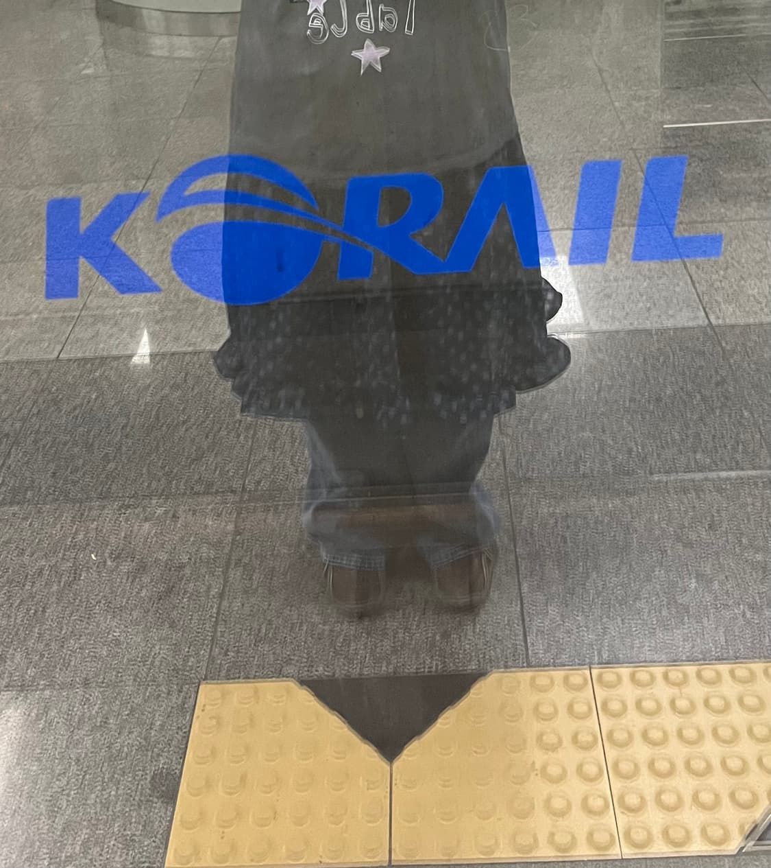 도트 땡땡이 프릴 미디 스커트 레이어드 빈티지 네이비 상품이미지4