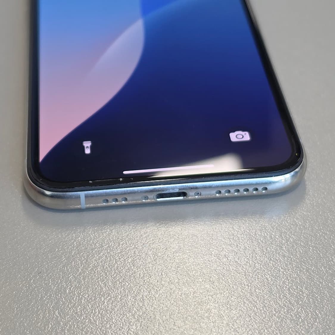 아이폰xs 256 실버 상품이미지3