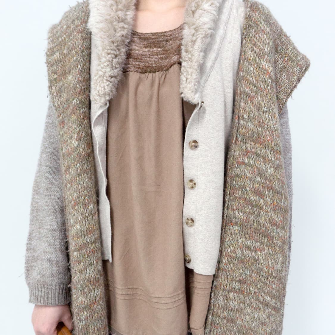 내추럴 니트 요크 슬리브리스 상품이미지7