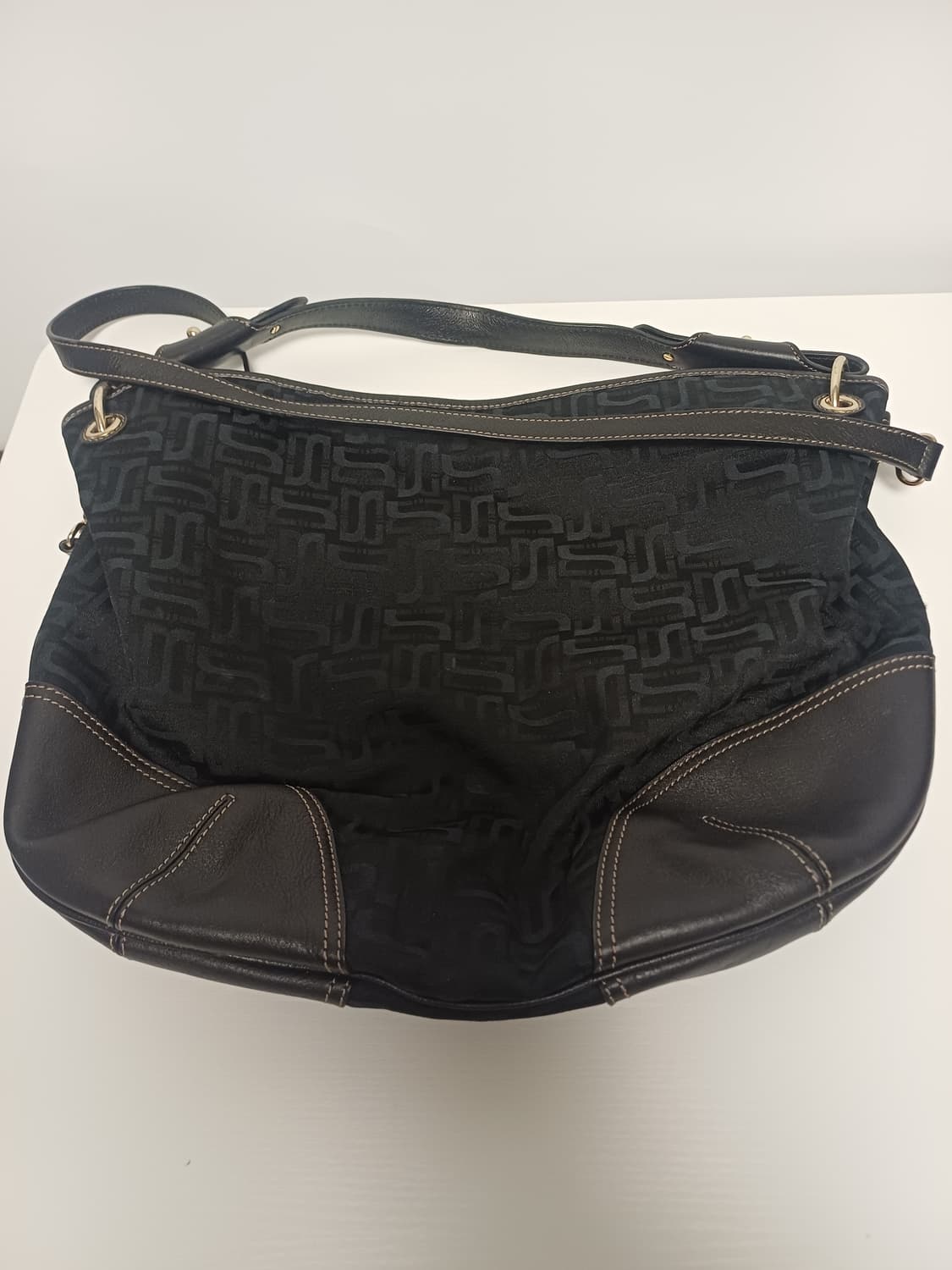 DAKS 닥스 클래식 DD로고 자카드 호보백 (DC2H 0F953)  상품이미지1