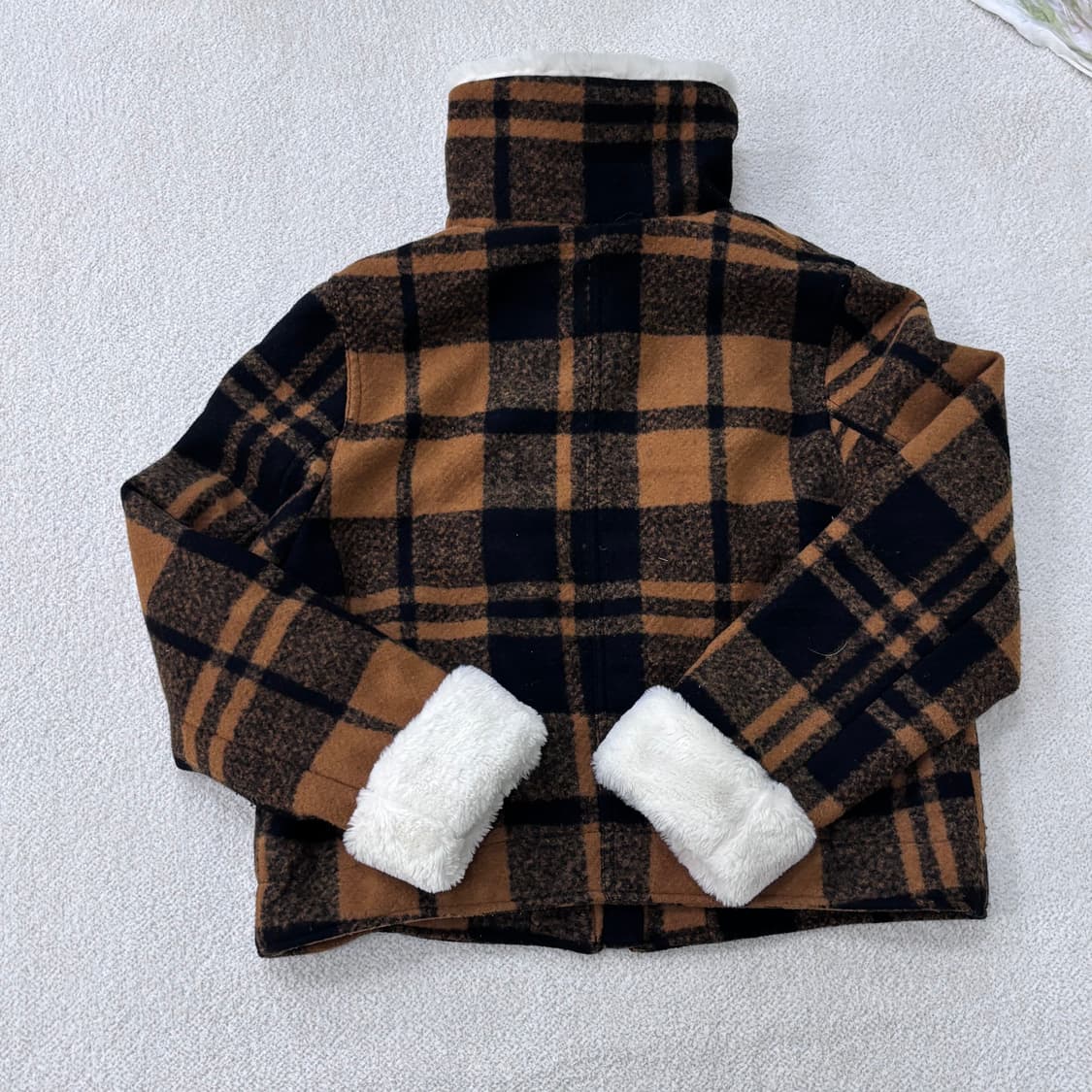 L H&M 체크 퍼 재킷 0304E 상품이미지2