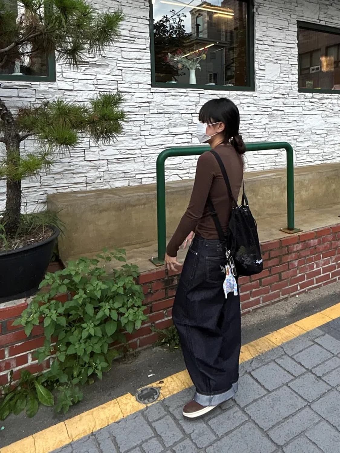 새상품) 키도 시그니처 비조 버튼 와이드 논페이드 생지 데님 팬츠 S 상품이미지8