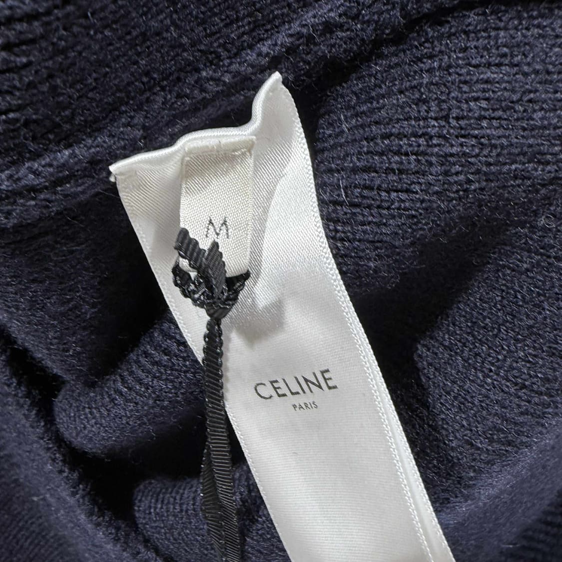 M / 셀린느 컬리지 로고 울 브이넥 가디건 / 미사용 상품이미지5