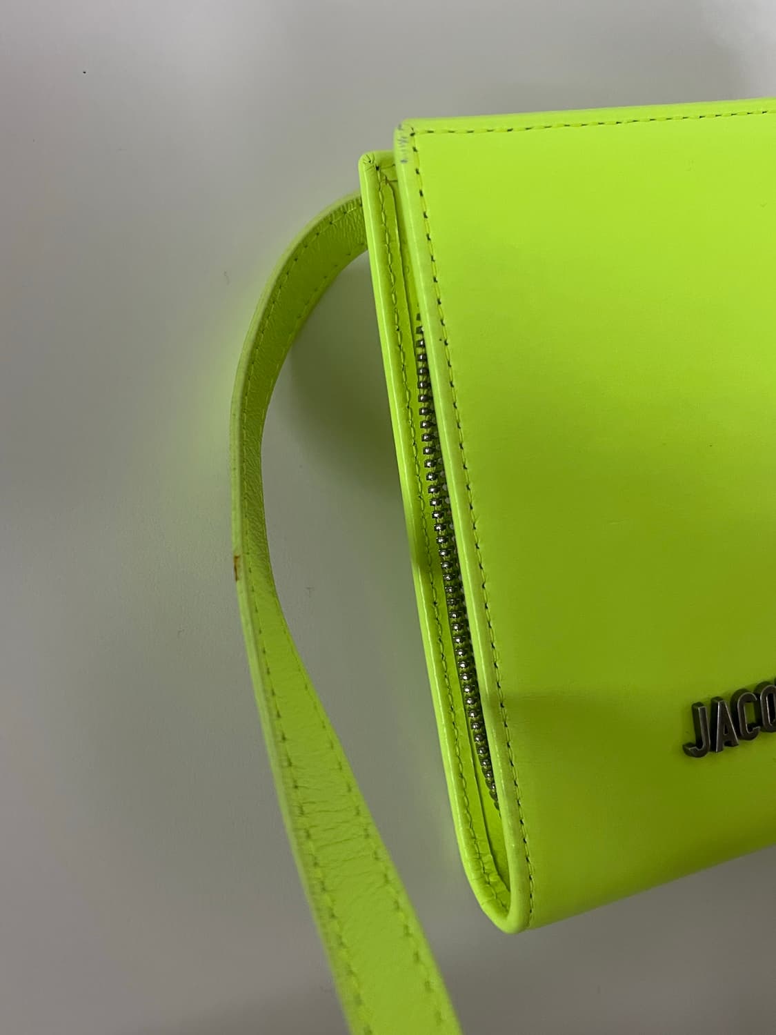 Jacquemus 자크뮈스 미니백(형광) 상품이미지5