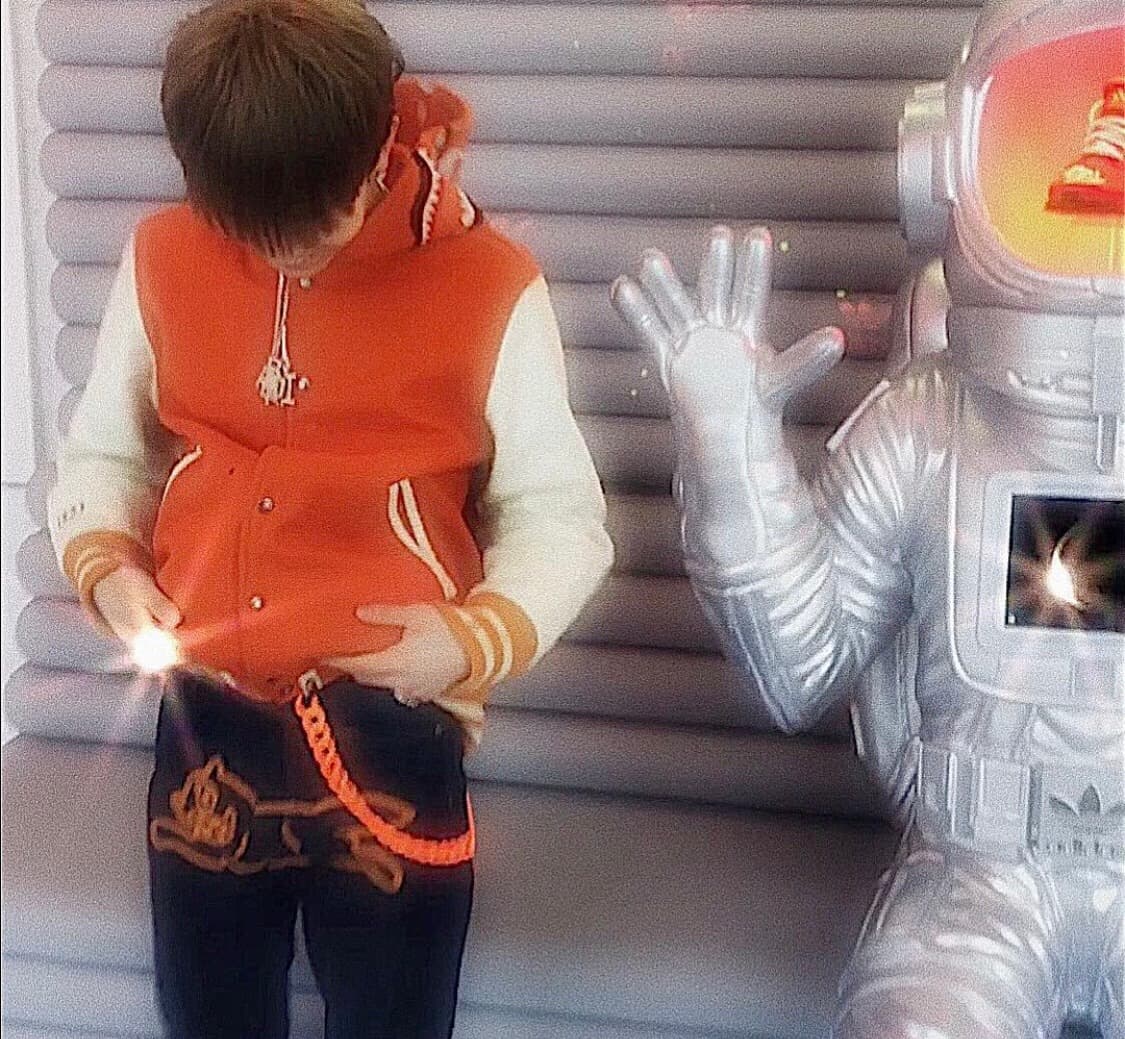 베이프 아카이브 패치 레더 샤크후드 자켓 상품이미지2
