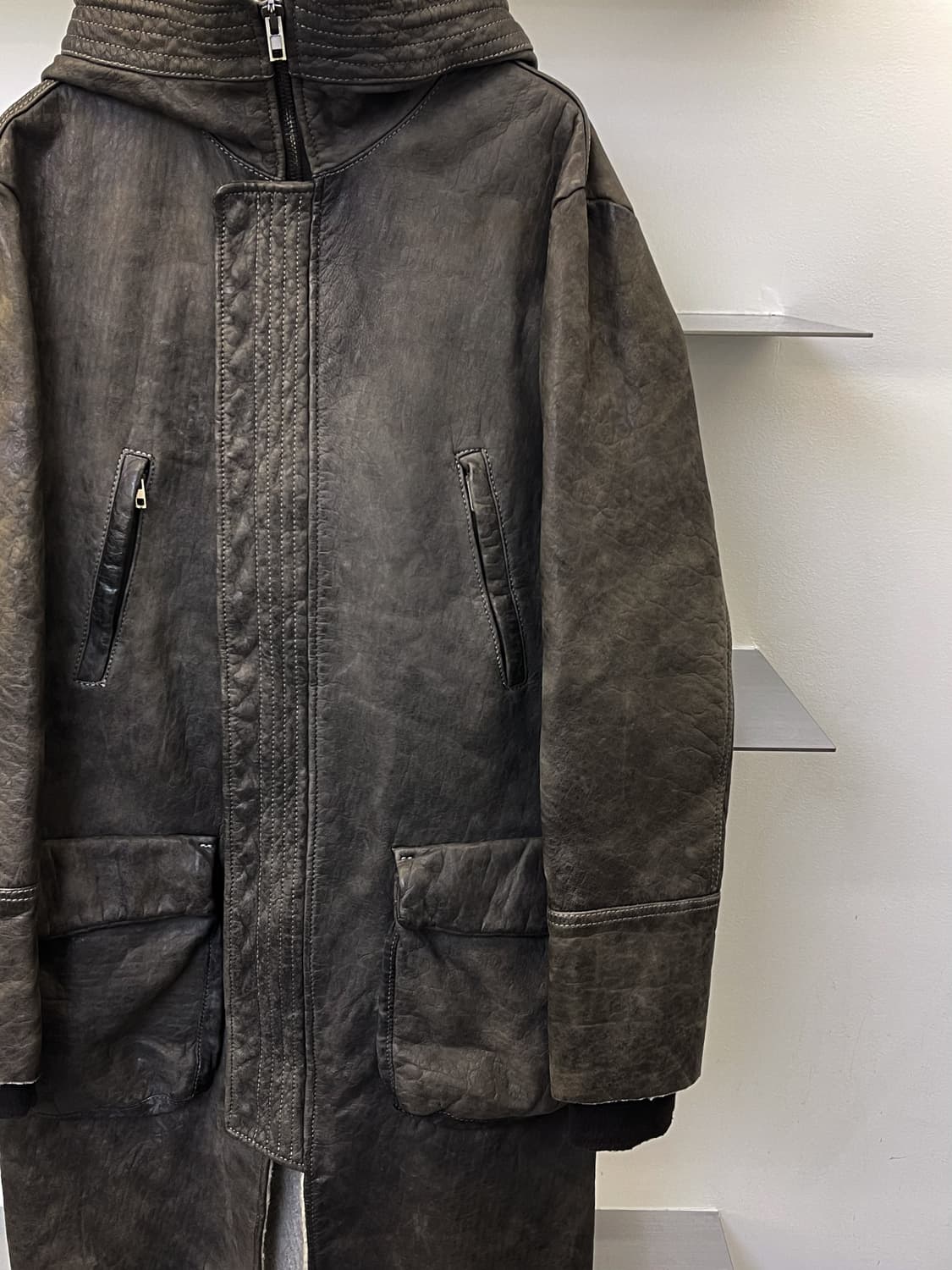 살바토레 산토로 이태리 베라 펠레 레더 후드 파카 상품이미지4