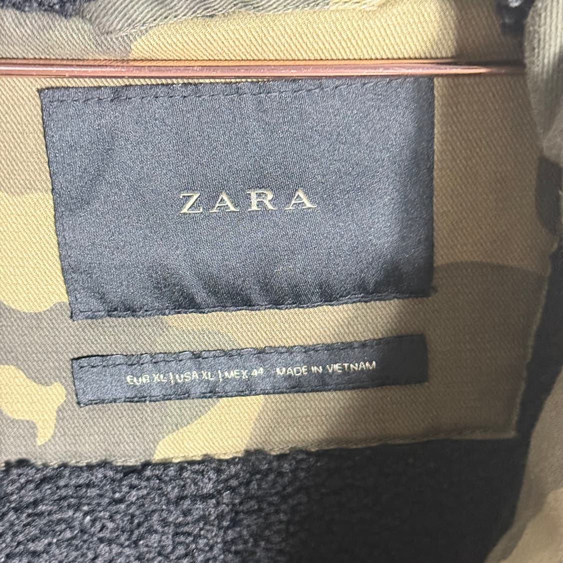 자라(zara) 카모플라쥬 후드 점퍼 XL 상품이미지2