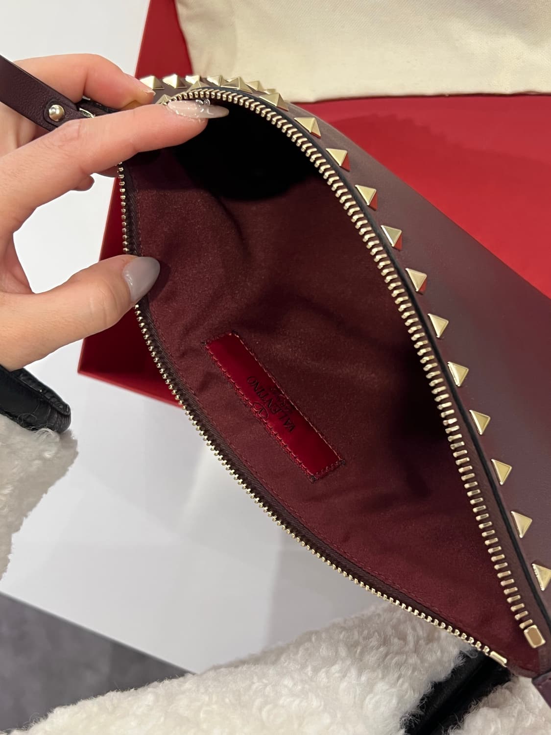 발렌티노 락스타드 클러치 (정품) 상품이미지2