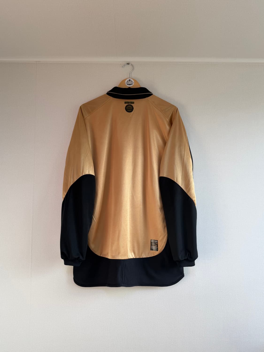 01-02 맨유 100주년 긴팔  상품이미지3