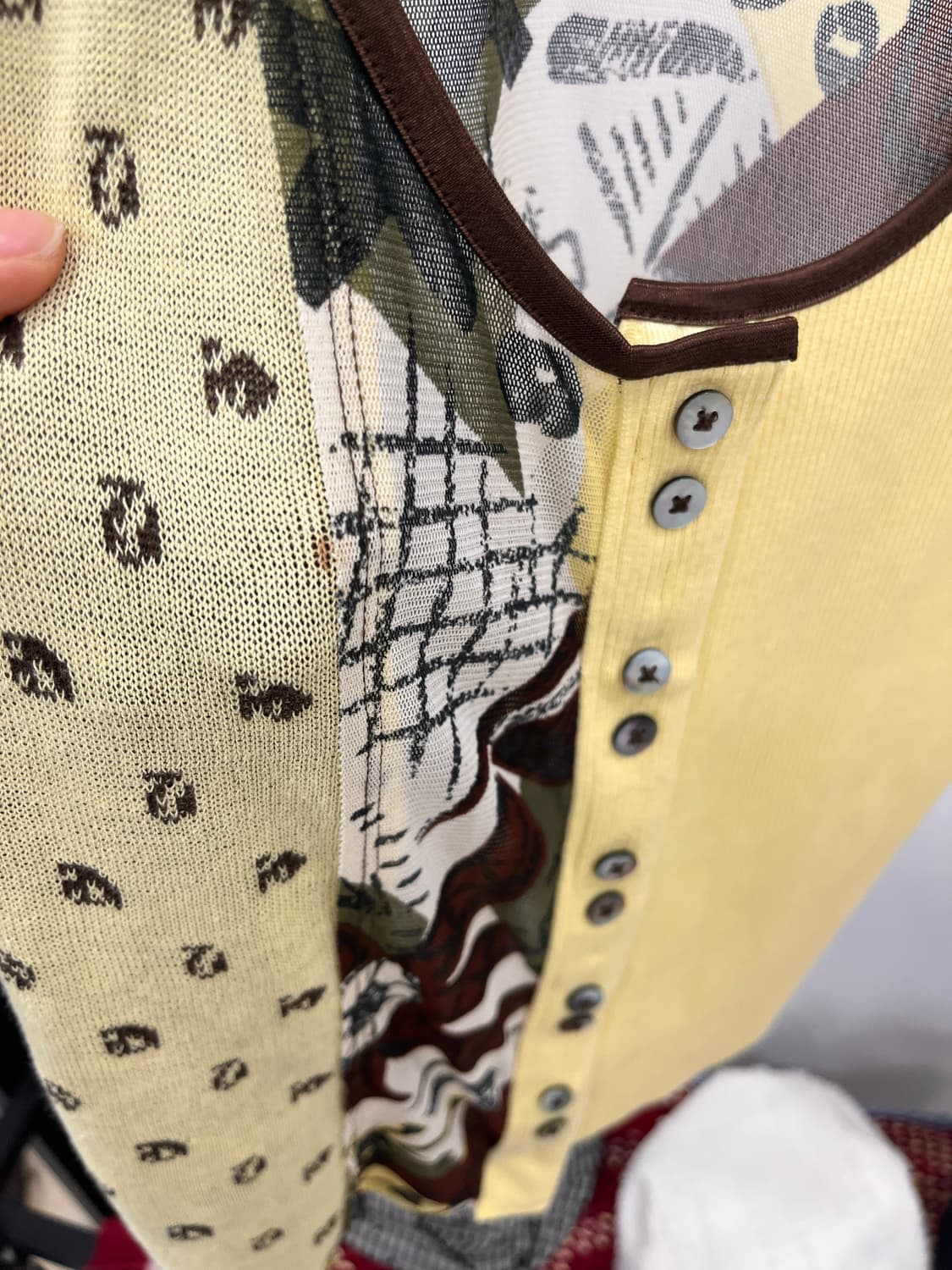 Yellow mesh printing sleeveless 상품이미지7