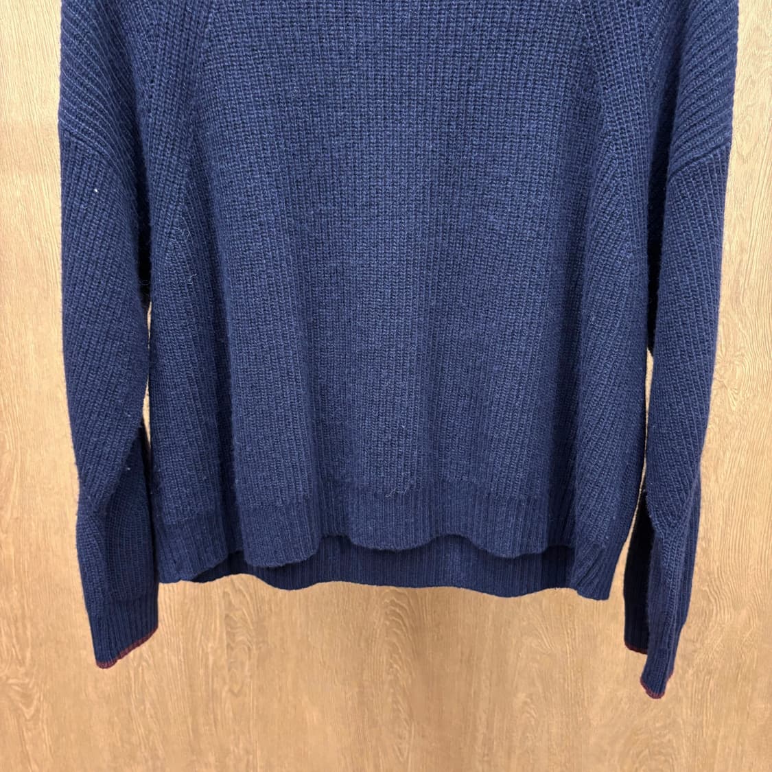 폴스미스 울 하프넥 긴팔 니트 무지 디테일 레귤러핏 퍼플 상품이미지5