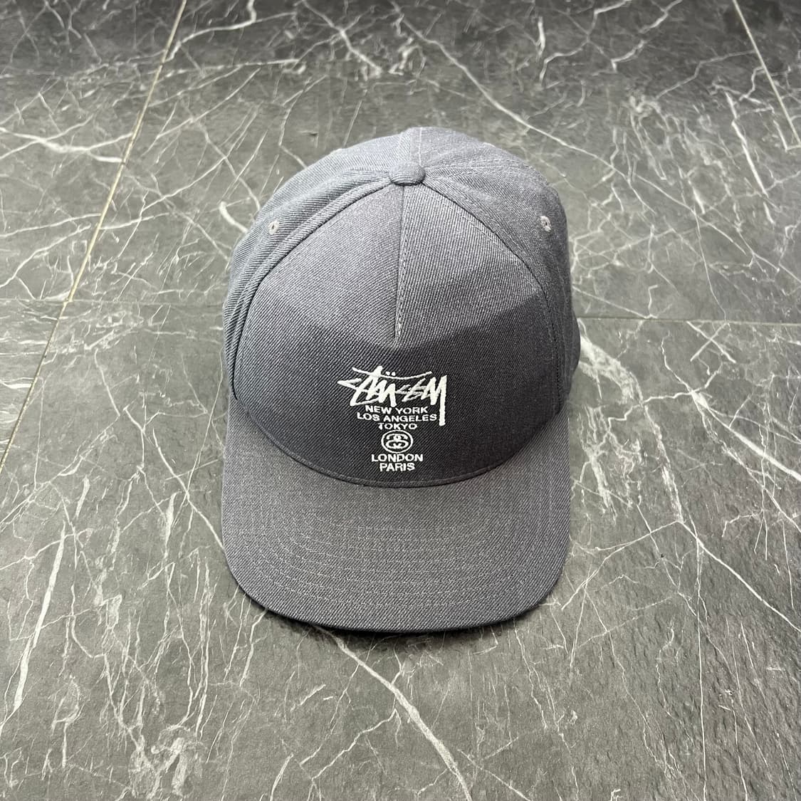 스투시 월드투어 6패널 스냅백 상품이미지1