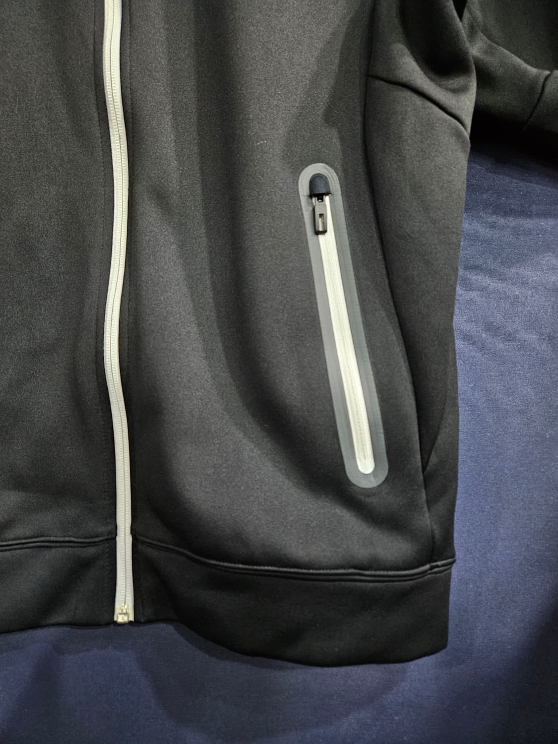 아디다스 삼선 블랙컬러 남성 슬림핏 105 기모 져지 상품이미지6