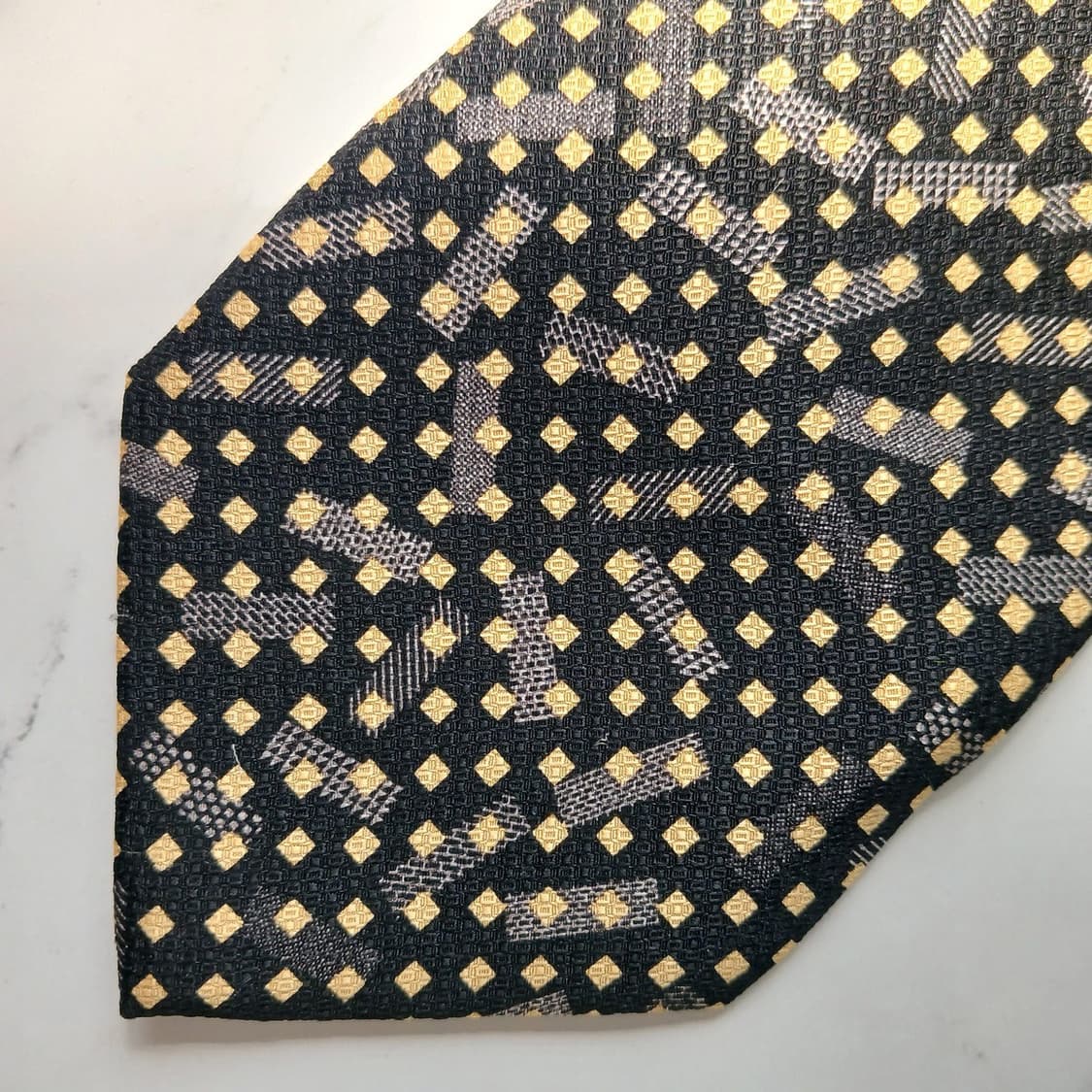 피에르 발망 넥타이 블랙 패턴 A+등급 E894
 상품이미지7