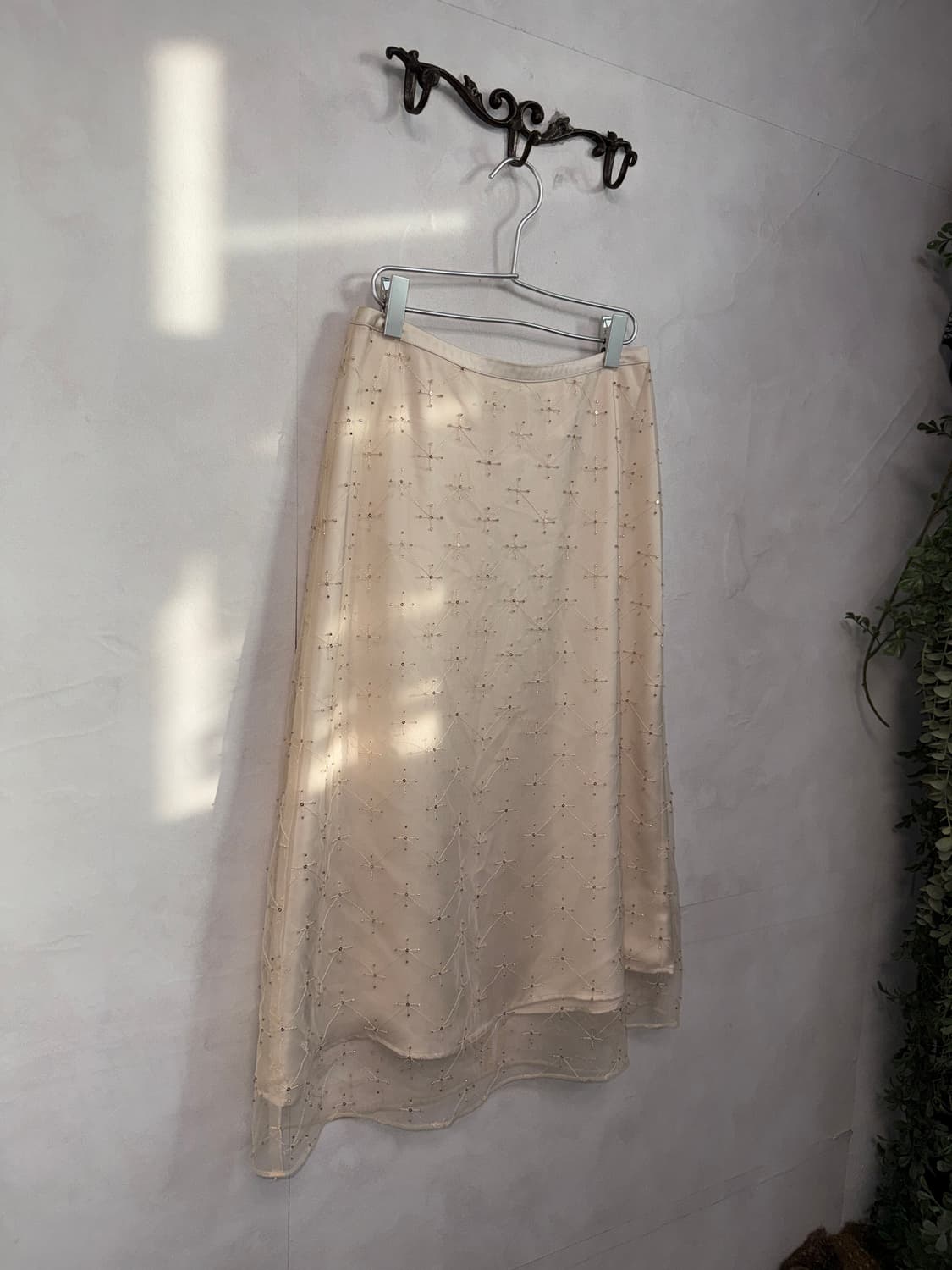 Ivory beads spangle mesh layered skirt 상품이미지2