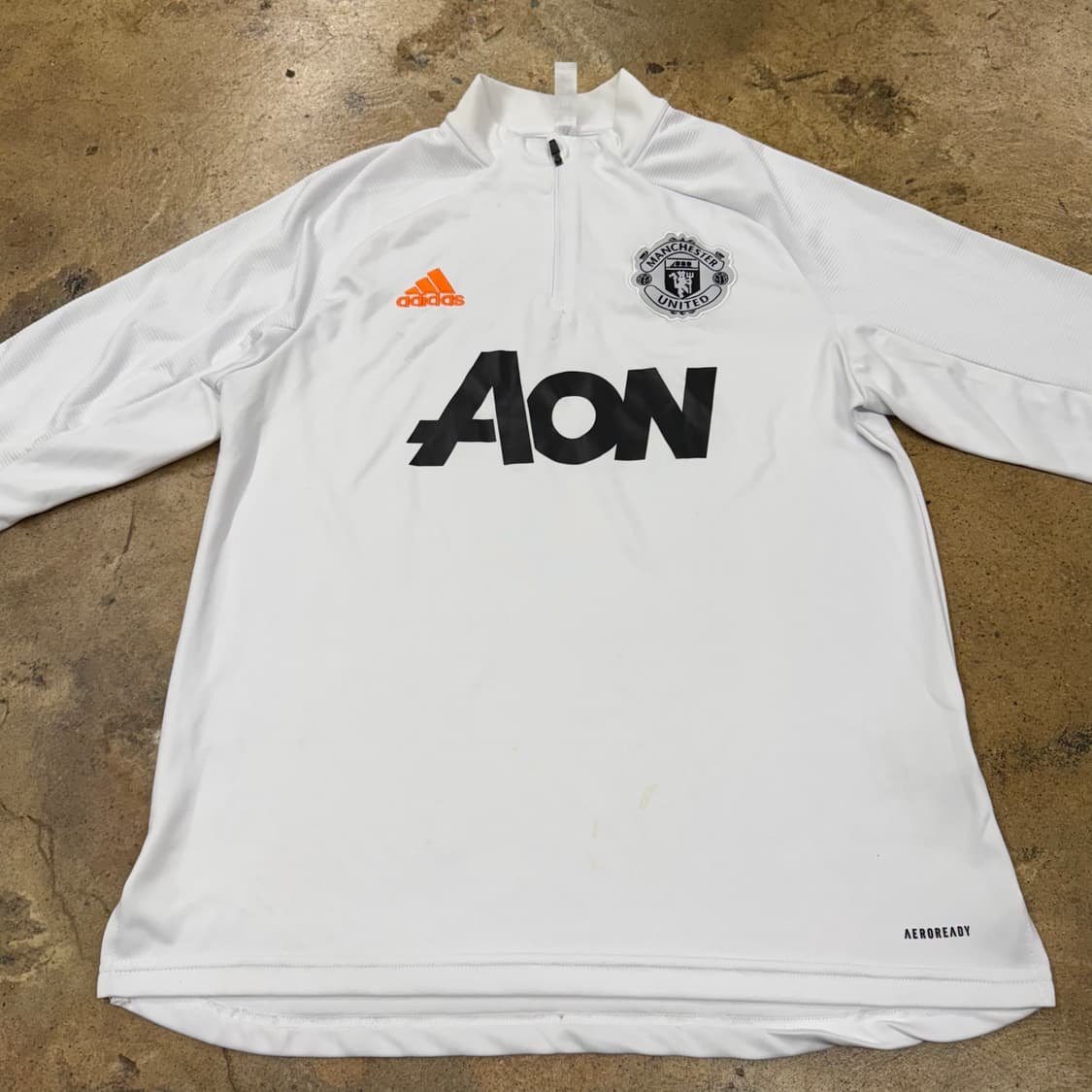 [정품/L] 아디다스 맨체스터유나이티드 트레이닝 탑 화이트 b17 상품이미지3