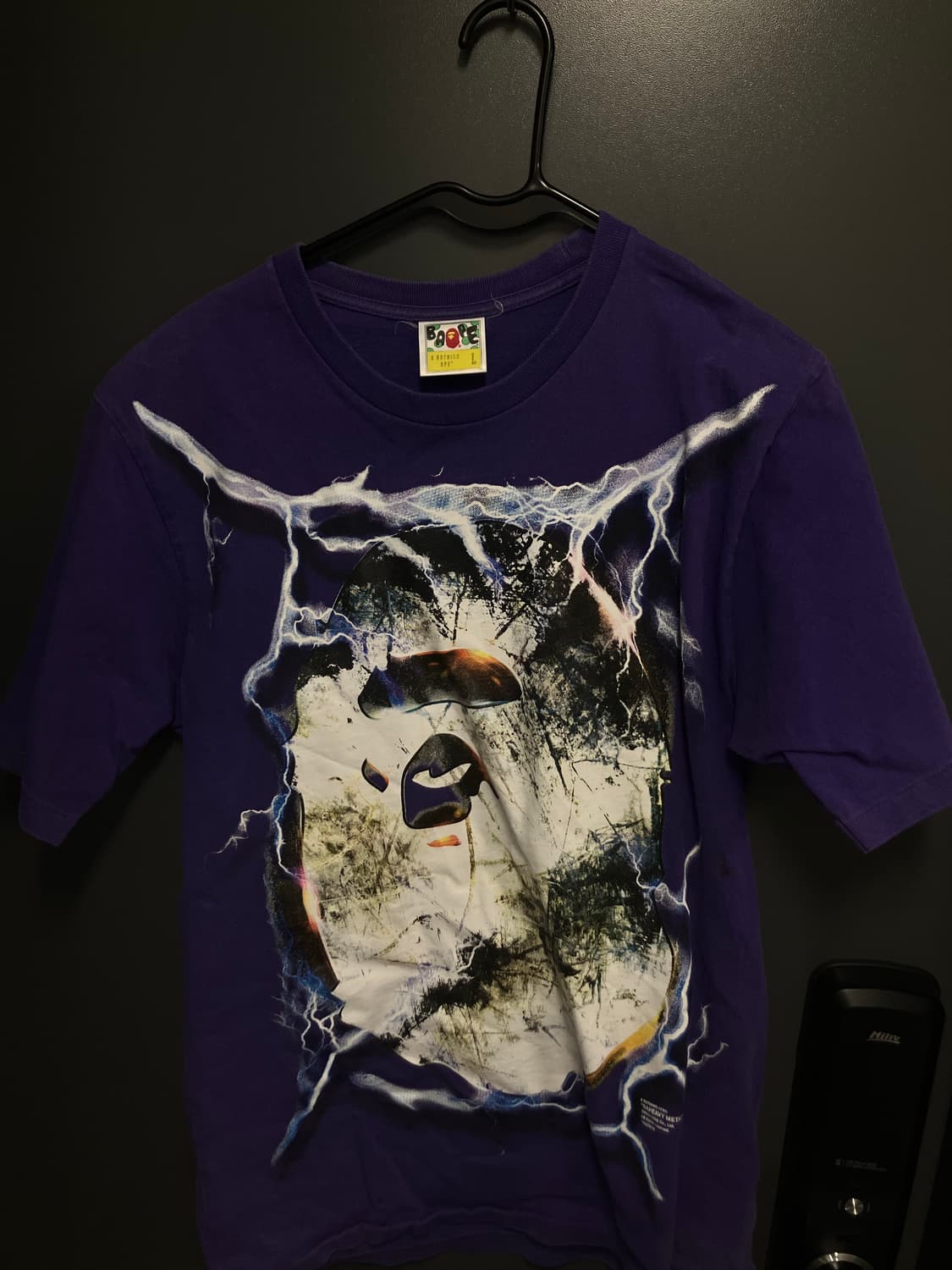 베이프 티셔츠 팔아요 상품이미지1