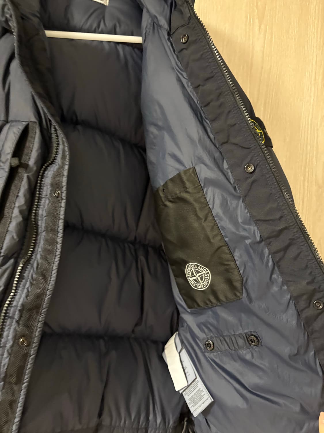 크링클 랩스 리사이클드 나일론 다운 후드 패딩 상품이미지4