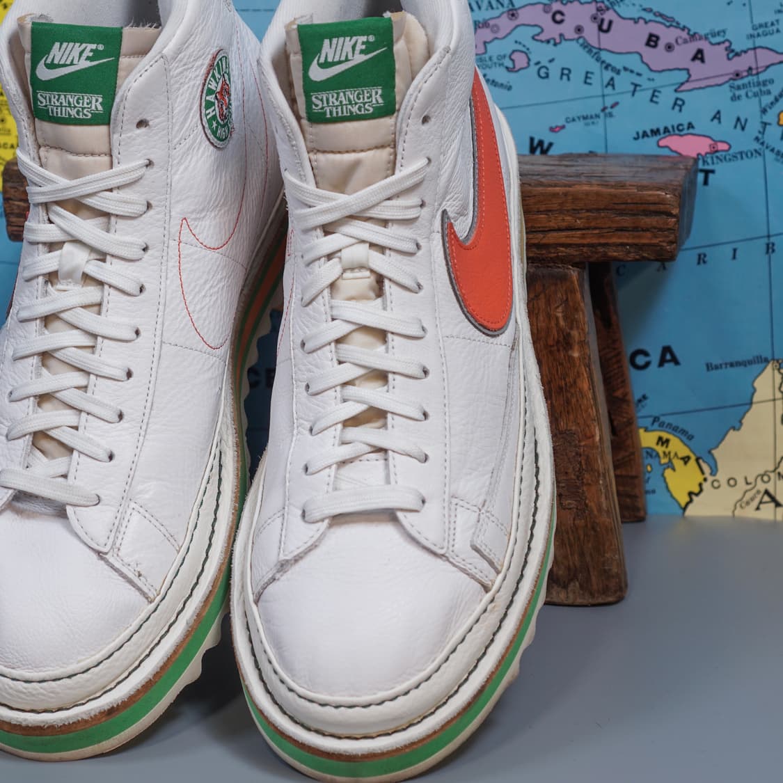 나이키 기묘한 이야기 커스텀 아웃솔 스니커즈 상품이미지5