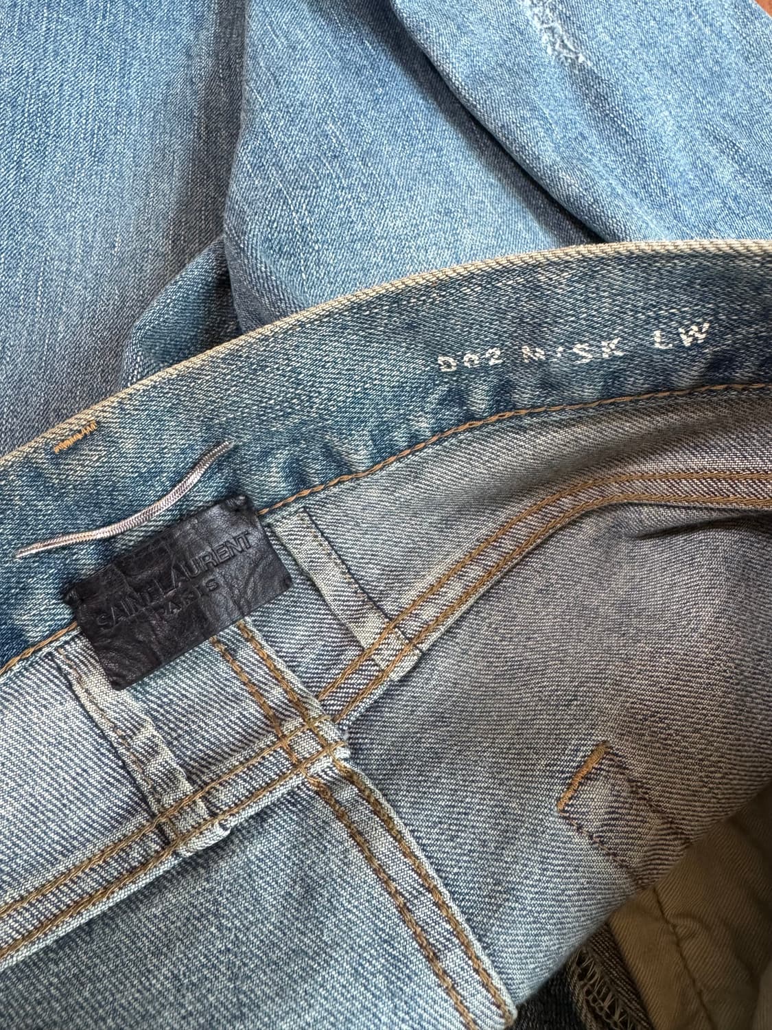 생로랑 15fw 유아인 디스진 상품이미지8