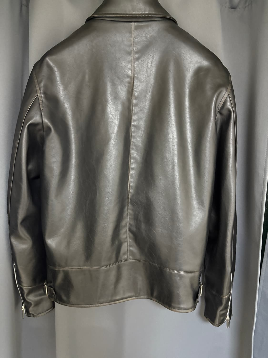 지오다노 블랙 레더 자켓 L사이즈 상품이미지2