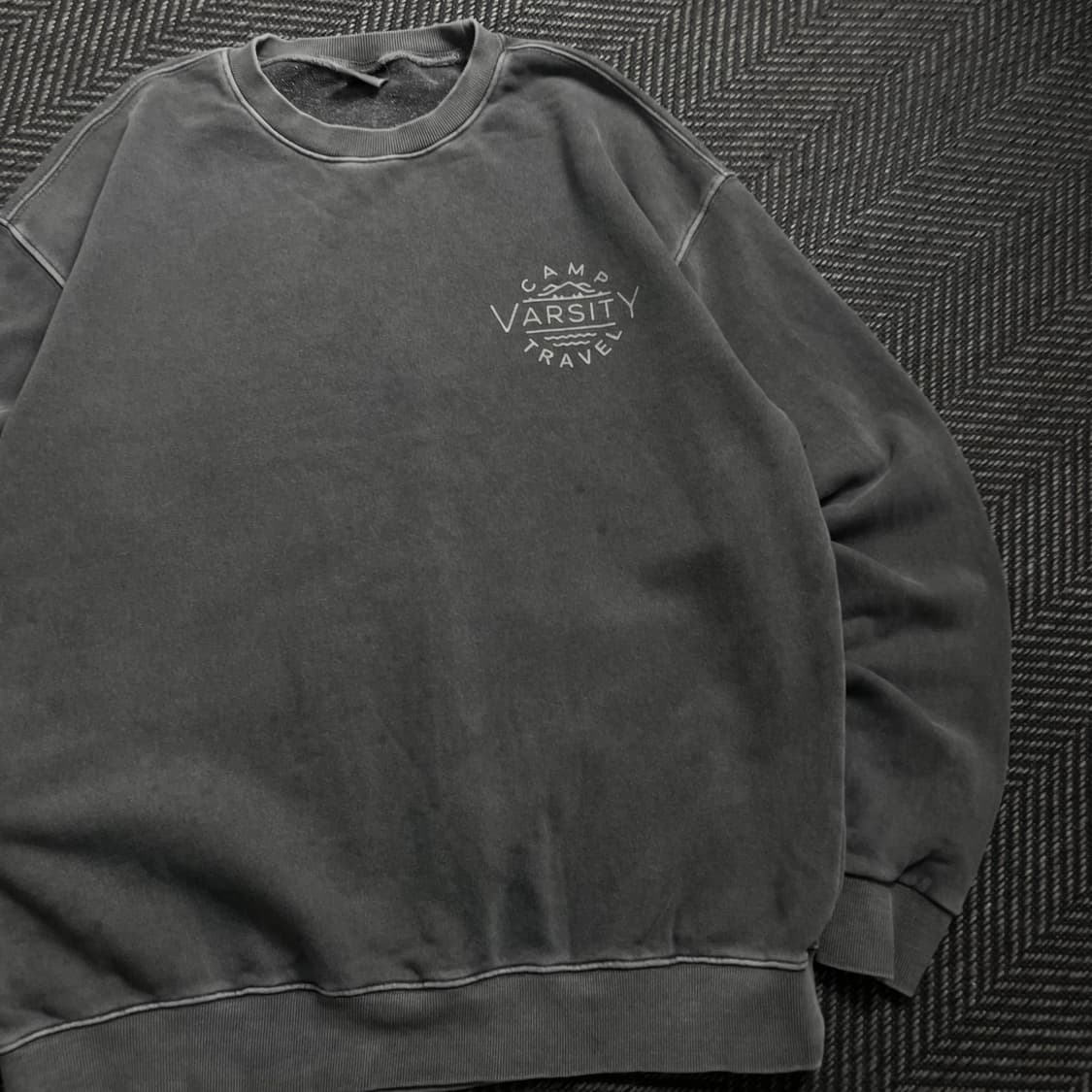 트레블 바시티 빅로고 피그먼트 박시핏 맨투맨y 4595 상품이미지5