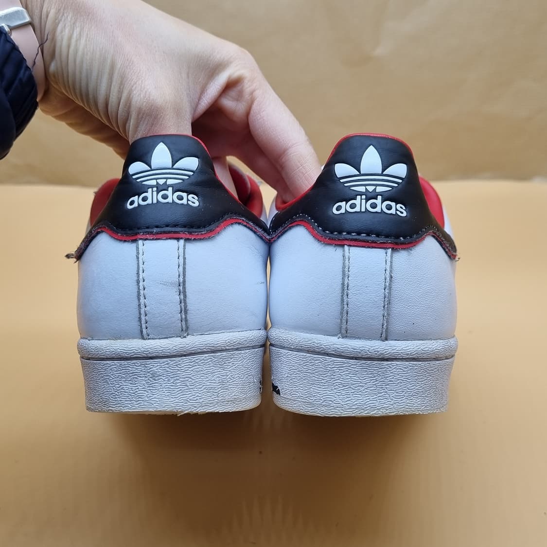 아디다스 슈퍼스타 v-day 스니커즈240 상품이미지4