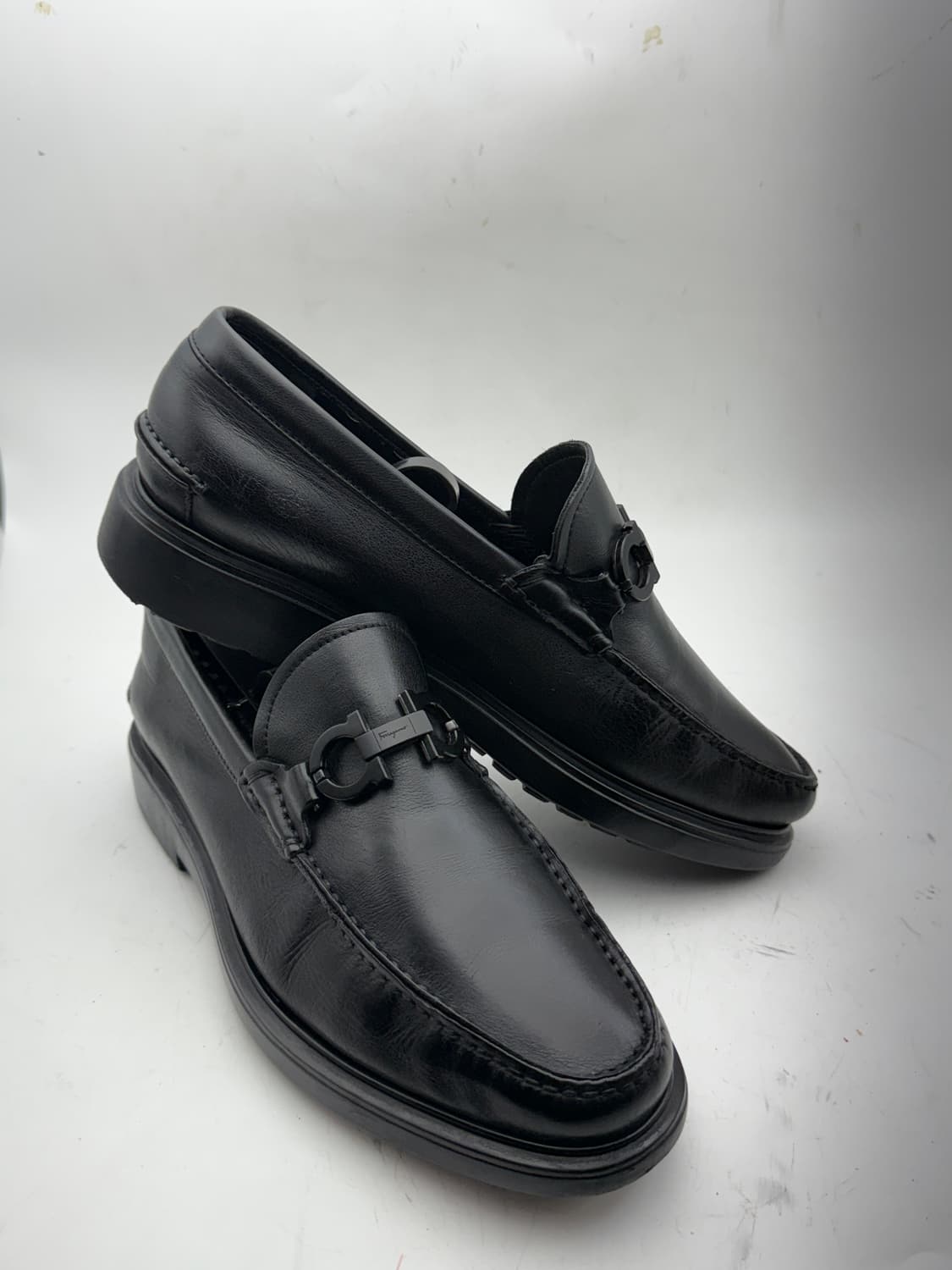 정품)페라가모265 상품이미지1