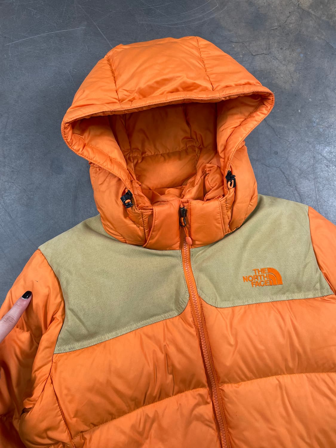 노스페이스 700 눕시 후드 패딩 상품이미지2