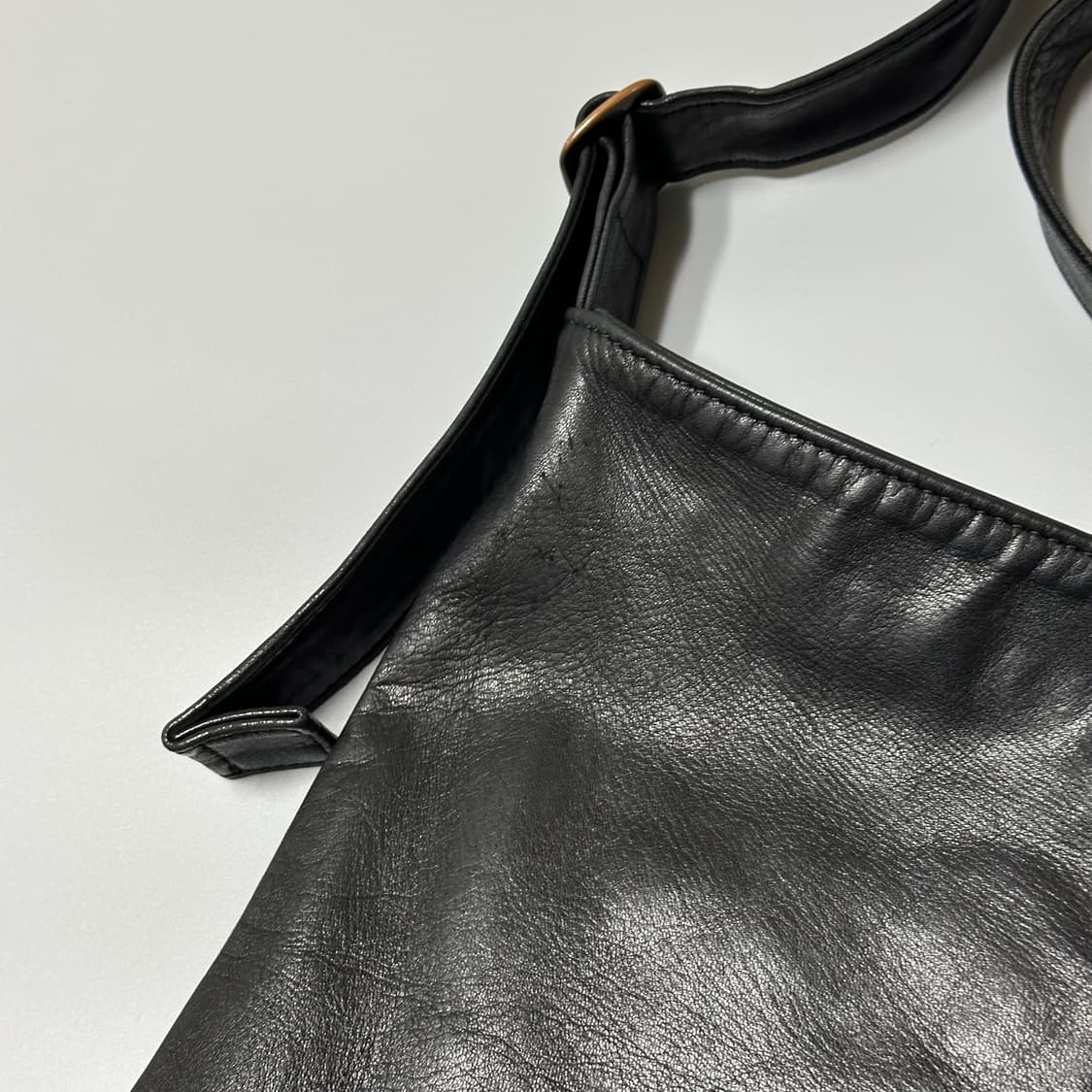 요시다포터(Porter) 프랭크 레더 숄더백 (블랙) 상품이미지4