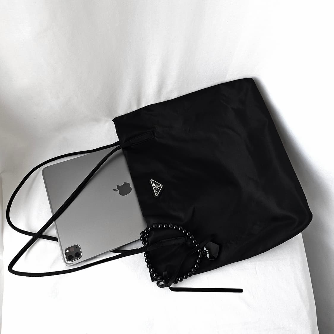 [정품 PRADA] 프라다 포코노 나일론 쇼퍼백 숄더백 상품이미지1