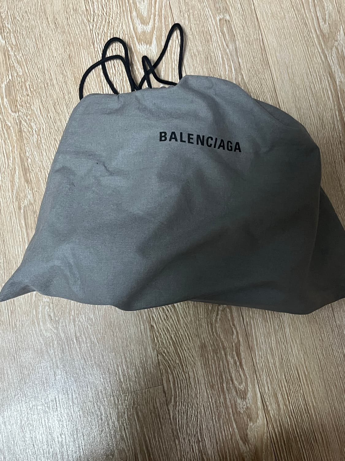 발렌시아가 카플랩백 상품이미지3