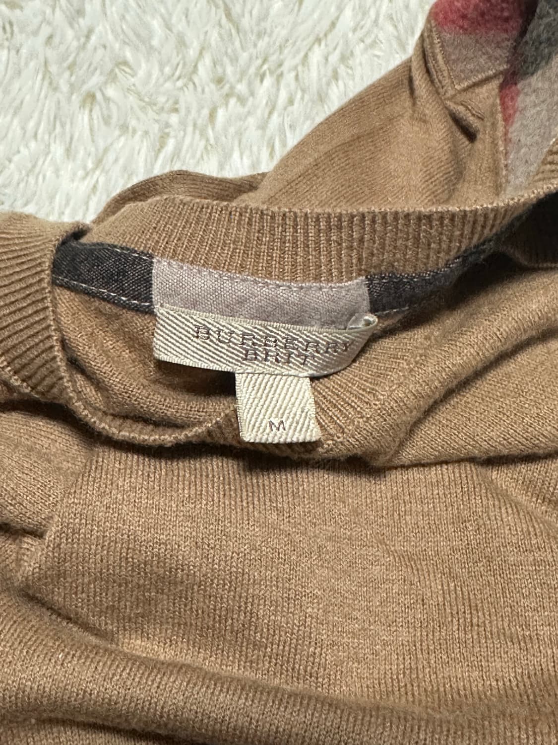 버버리 숄더 디테일 캐시미어 니트  M 상품이미지4