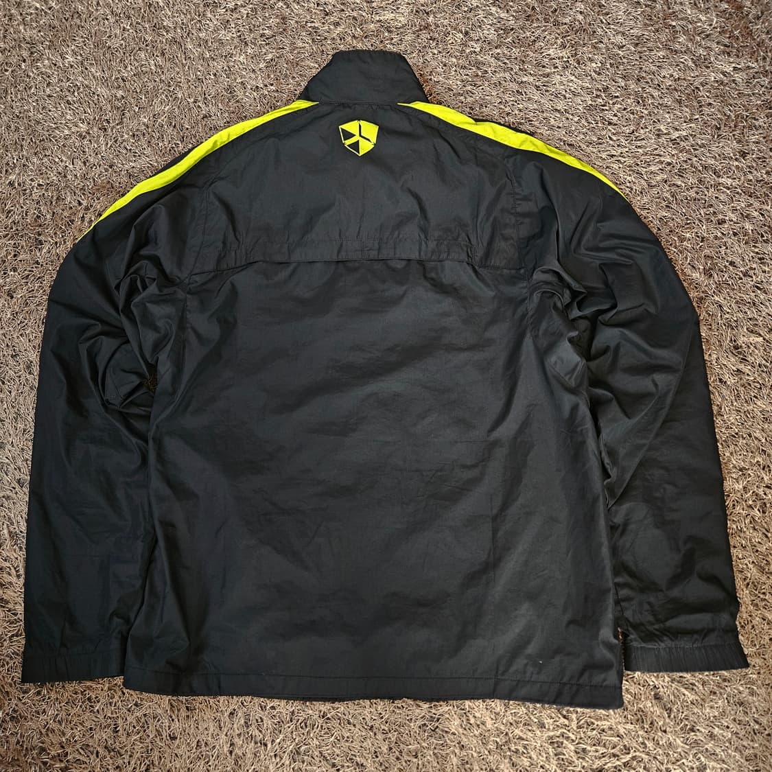 나이키(Nike) 스톰핏 네온 라인 트랙자켓 L size 상품이미지5