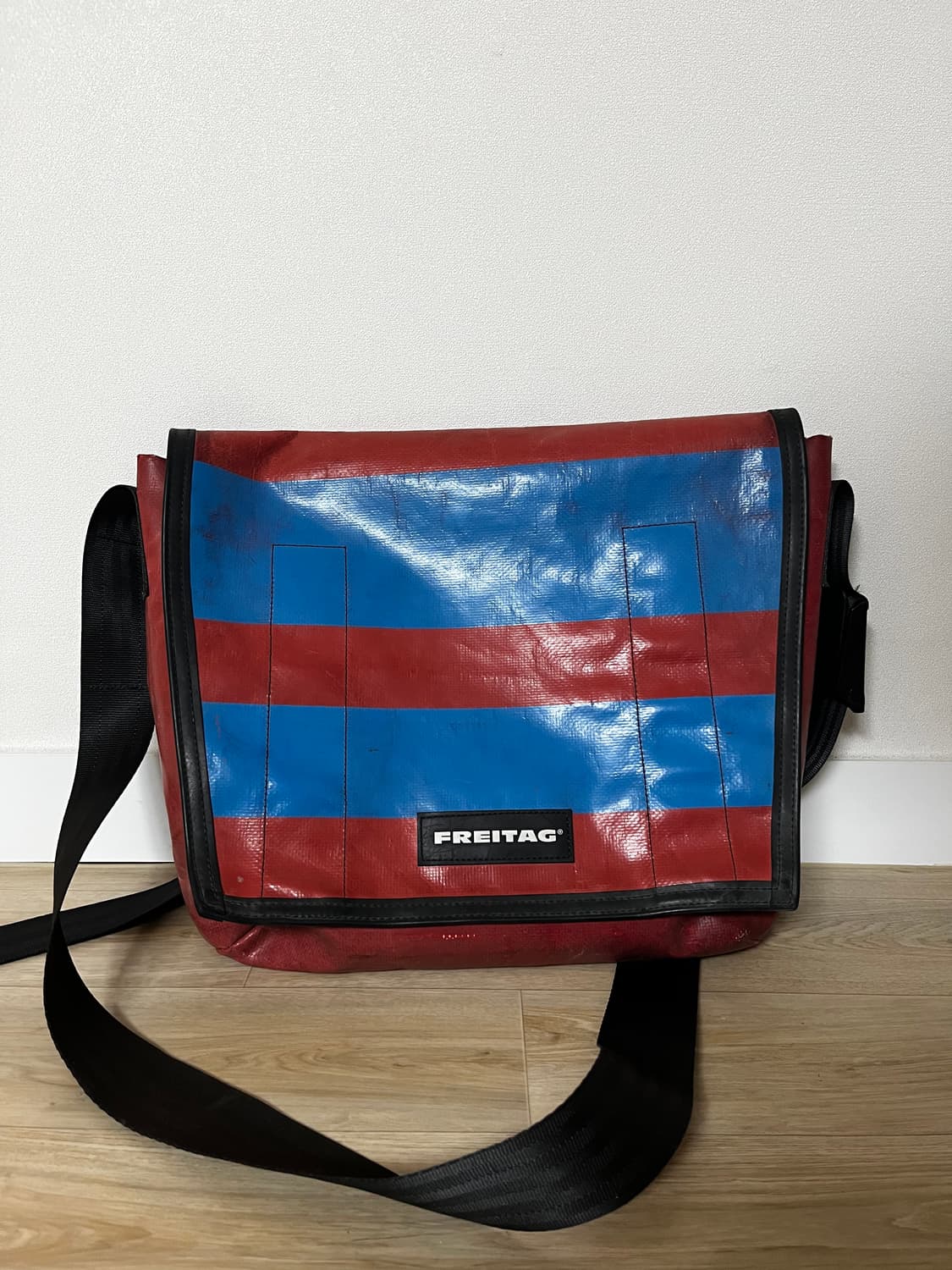 프라이탁 F12 DRAGNET 메신저백 상품이미지1