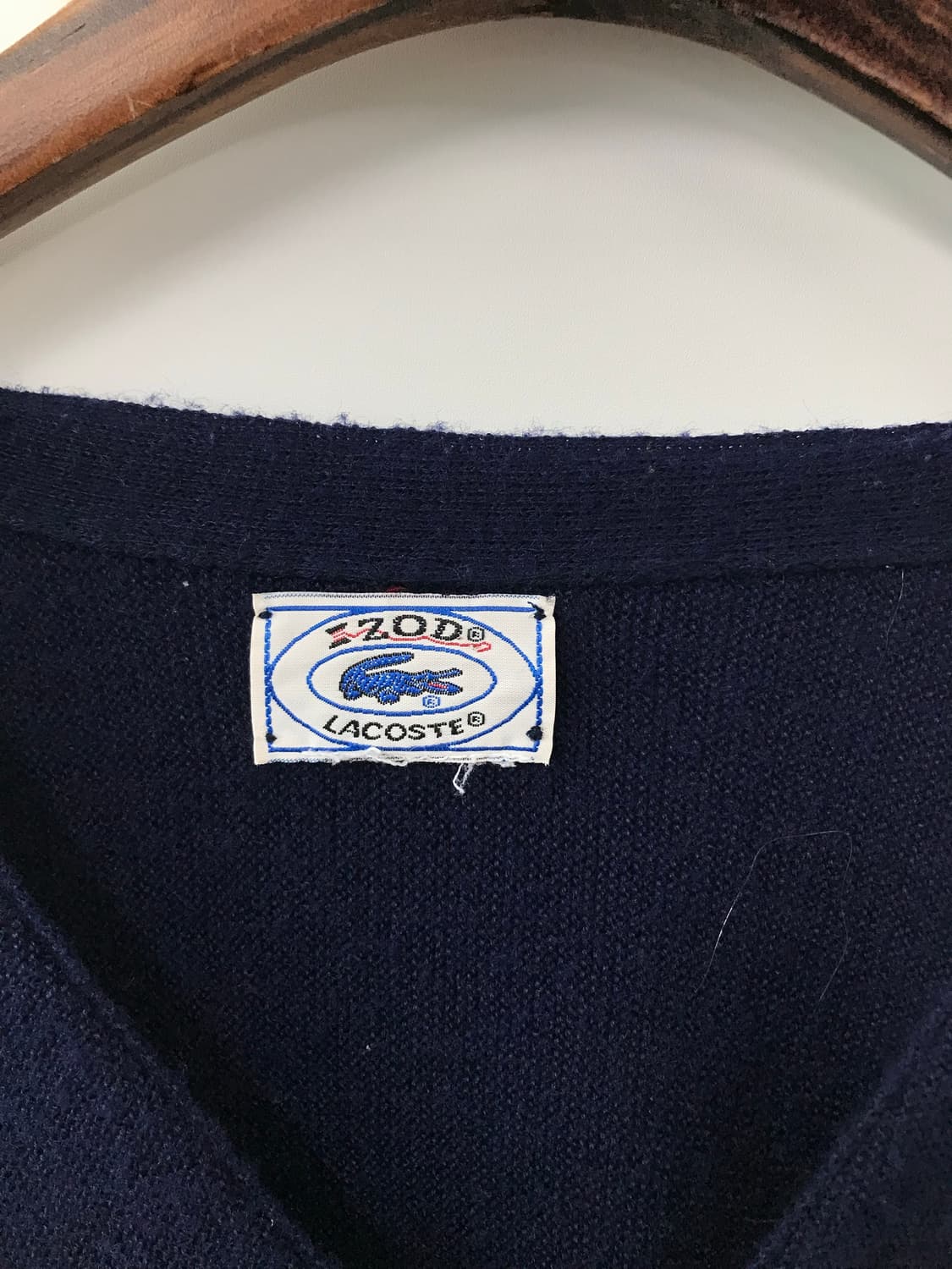 라코스테 네이비 브이넥 니트 가디건  상품이미지4