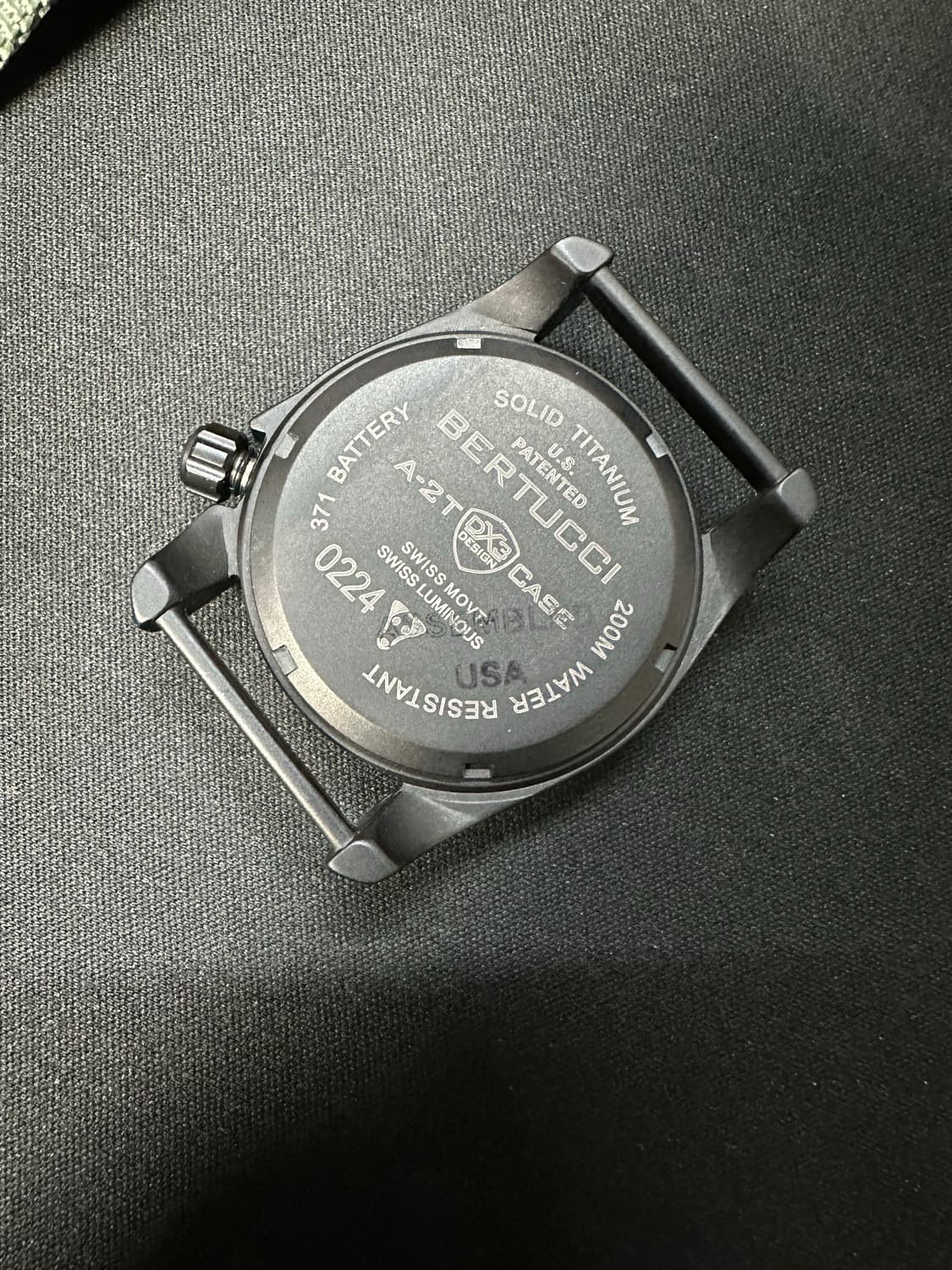베르투치 A-2T 빈티지 티타늄 필드워치 상품이미지5