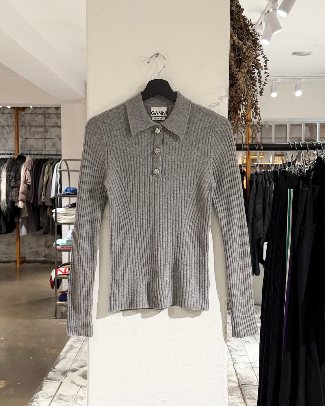 가니 그레이 립니트 스냅버튼 롱슬리브 탑 상품이미지1