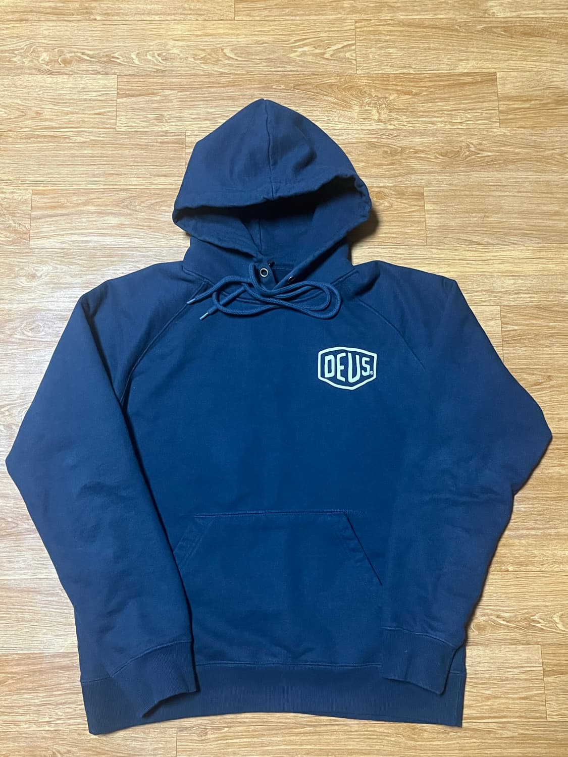 데우스 엑스 마키나 서울 후드티 네이비 L 상품이미지1