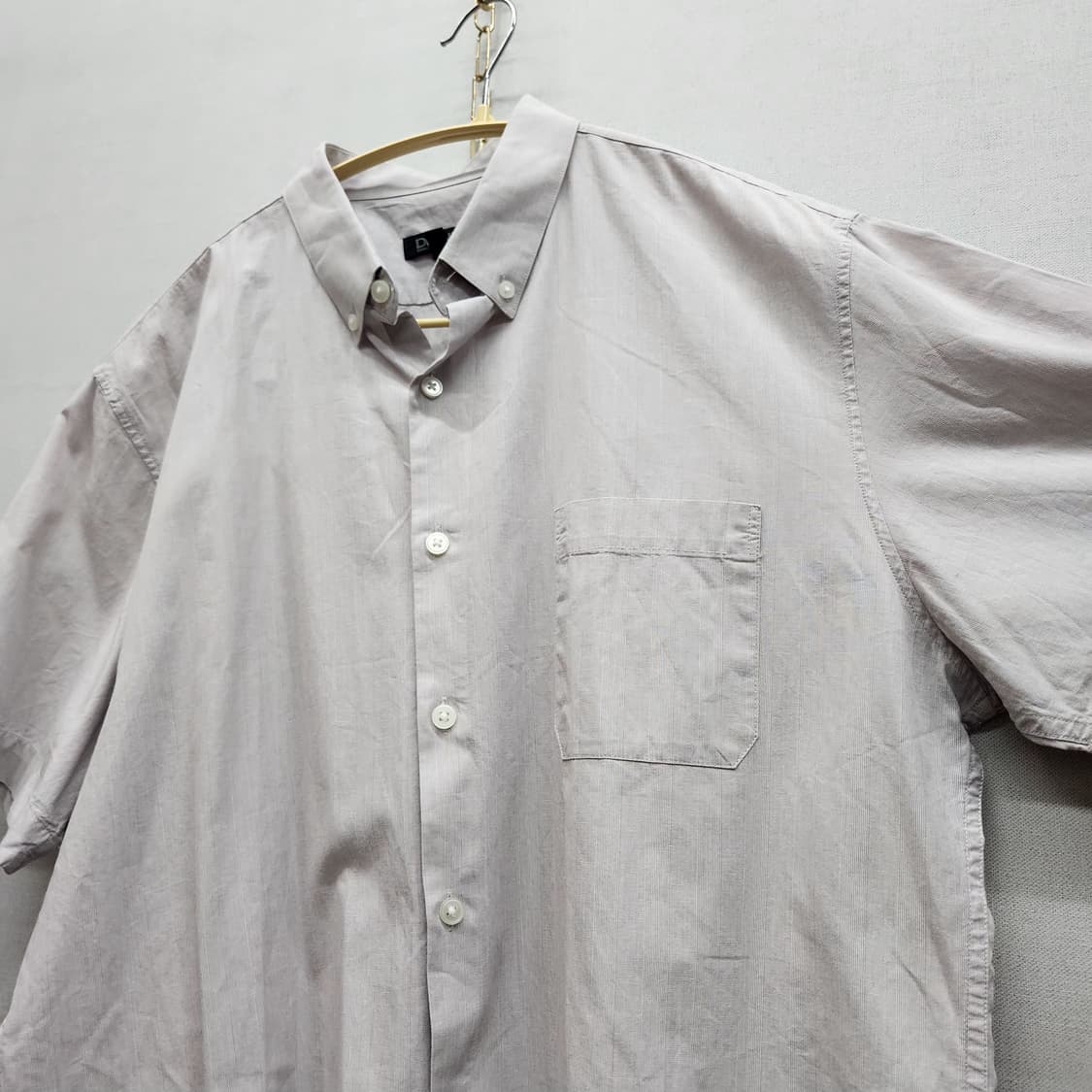 DKNY 원포켓 핀스트라이프 반팔셔츠 L(XL) 상품이미지3
