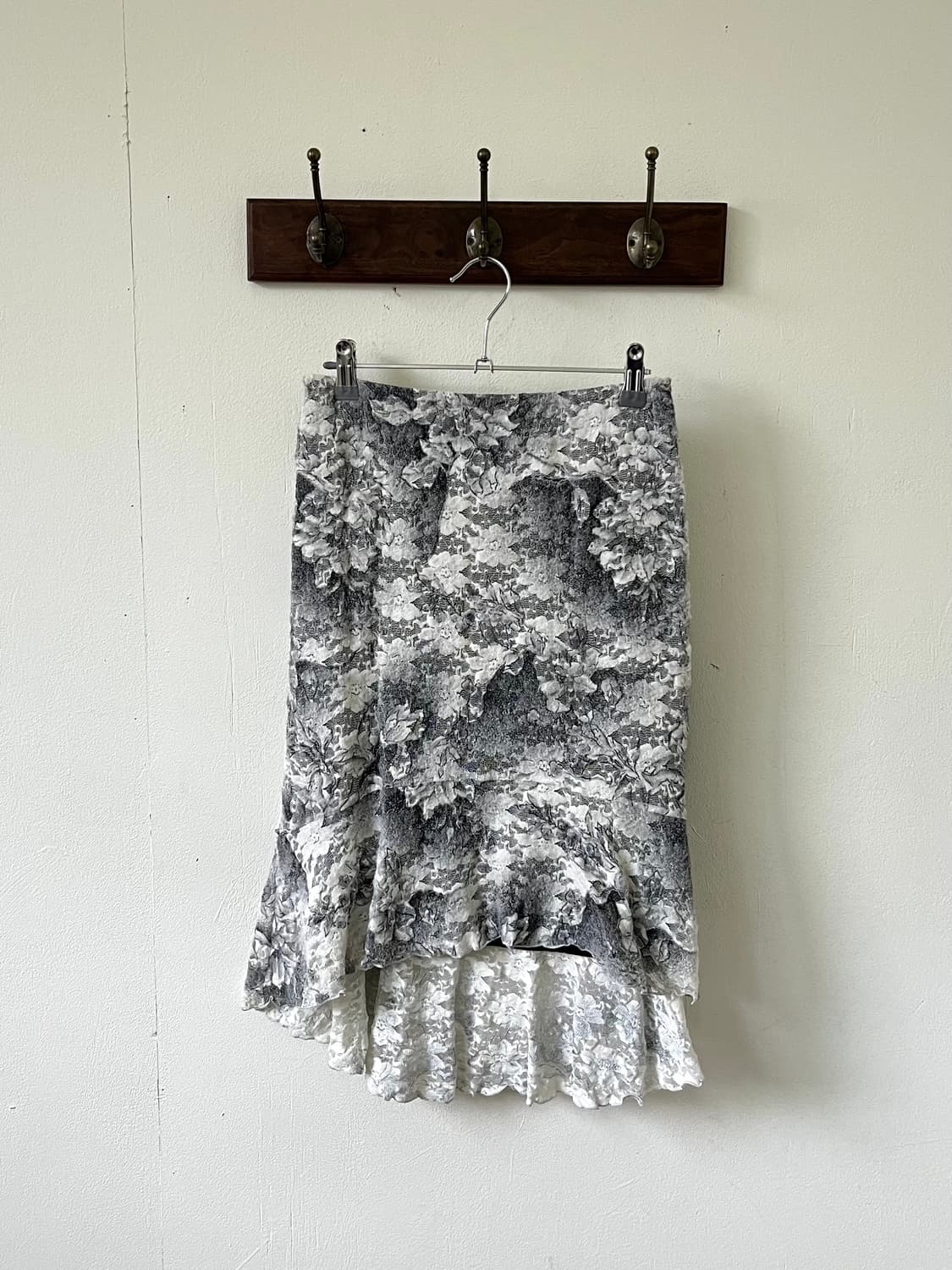 La quest-ceque 언발란스 스노우 플라워 스커트 상품이미지1